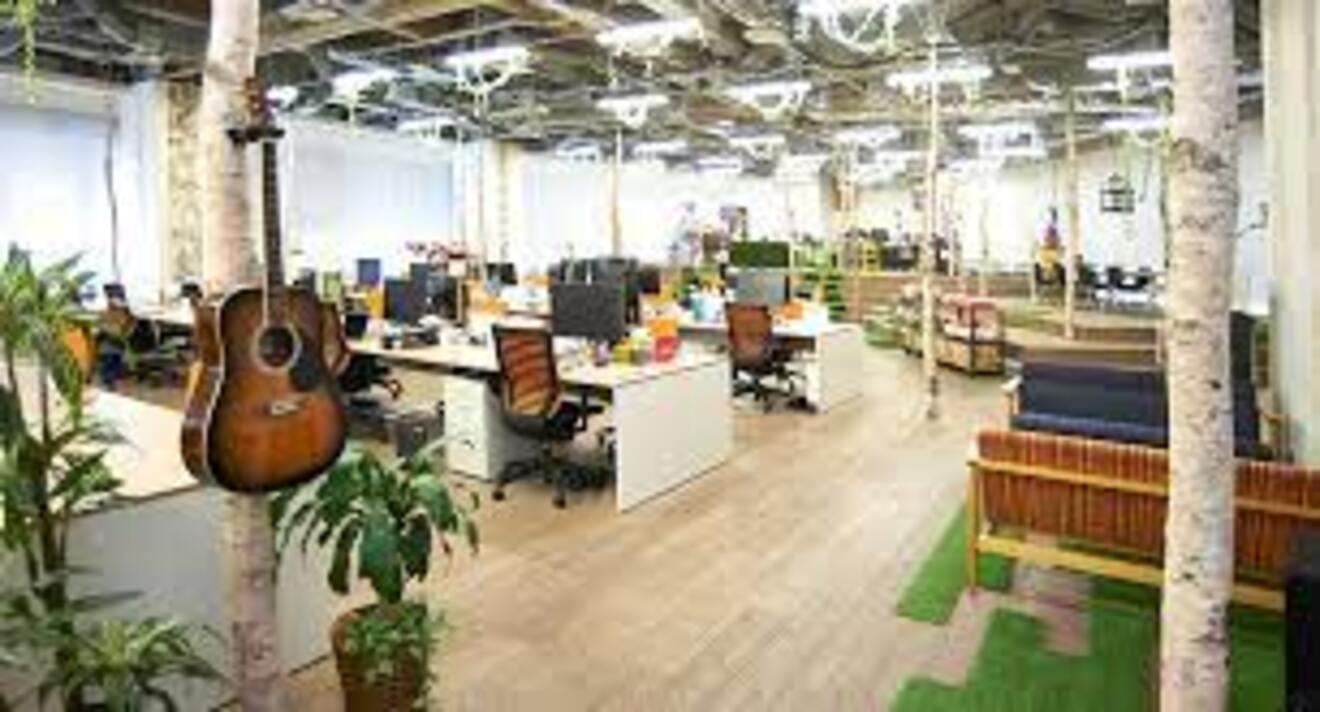【経理スタッフ】リモート中心×フルフレックス/東証グロース上場の広告テック企業を支える｜日次〜決算を一気通貫で担当｜連結・開示への挑戦可能の画像