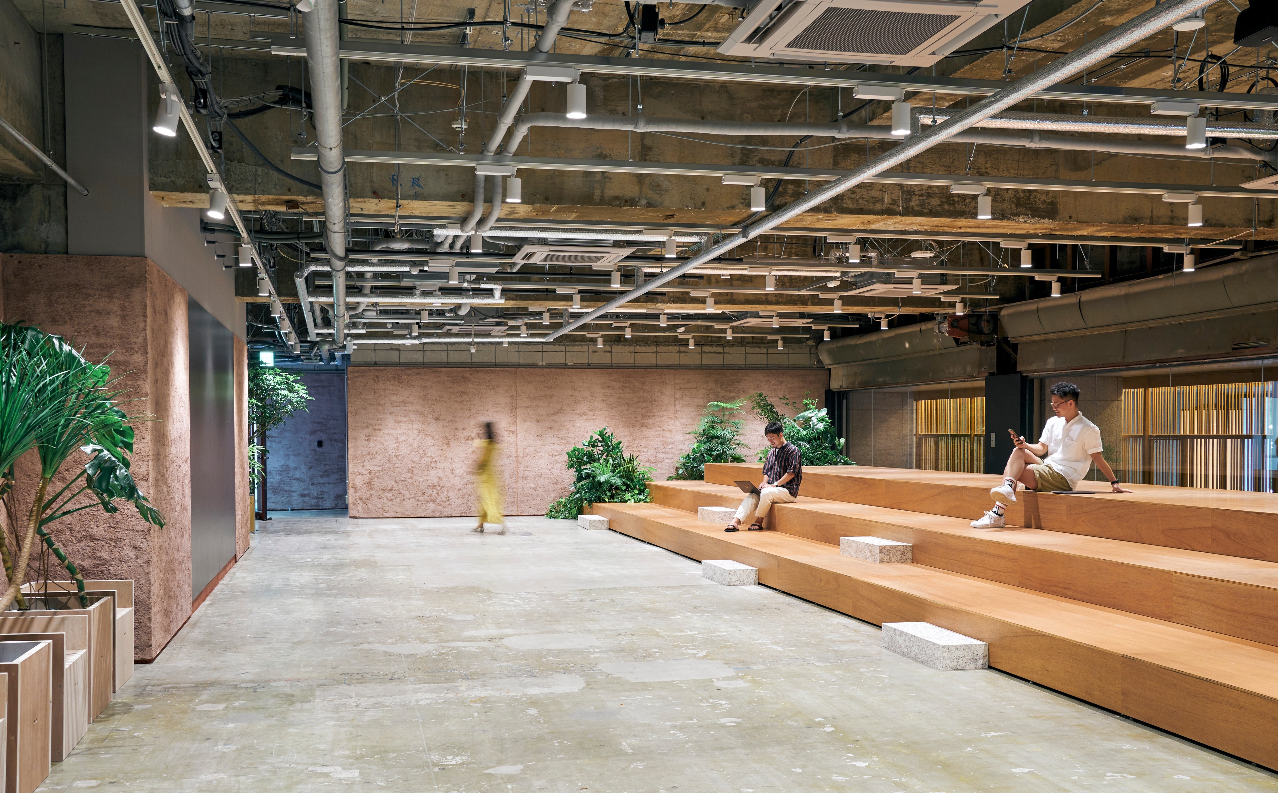 【事業CFO】 経営企画・戦略リーダー（事業CFO候補）！あらゆる経済情報（データ・コンテンツ・人の知見）の共同活用により、 迅速な経営の実現をサポート事業、国内最大規模の経済ニュースメディアなど、複数の事業を展開をしている成長中企業の画像