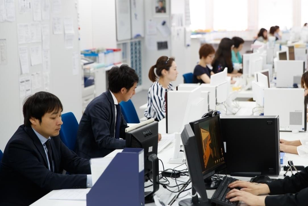 【税理士｜即戦力募集】（横浜勤務）全国28拠点×拠点責任者へのキャリア｜主担当として経営に向き合うの画像