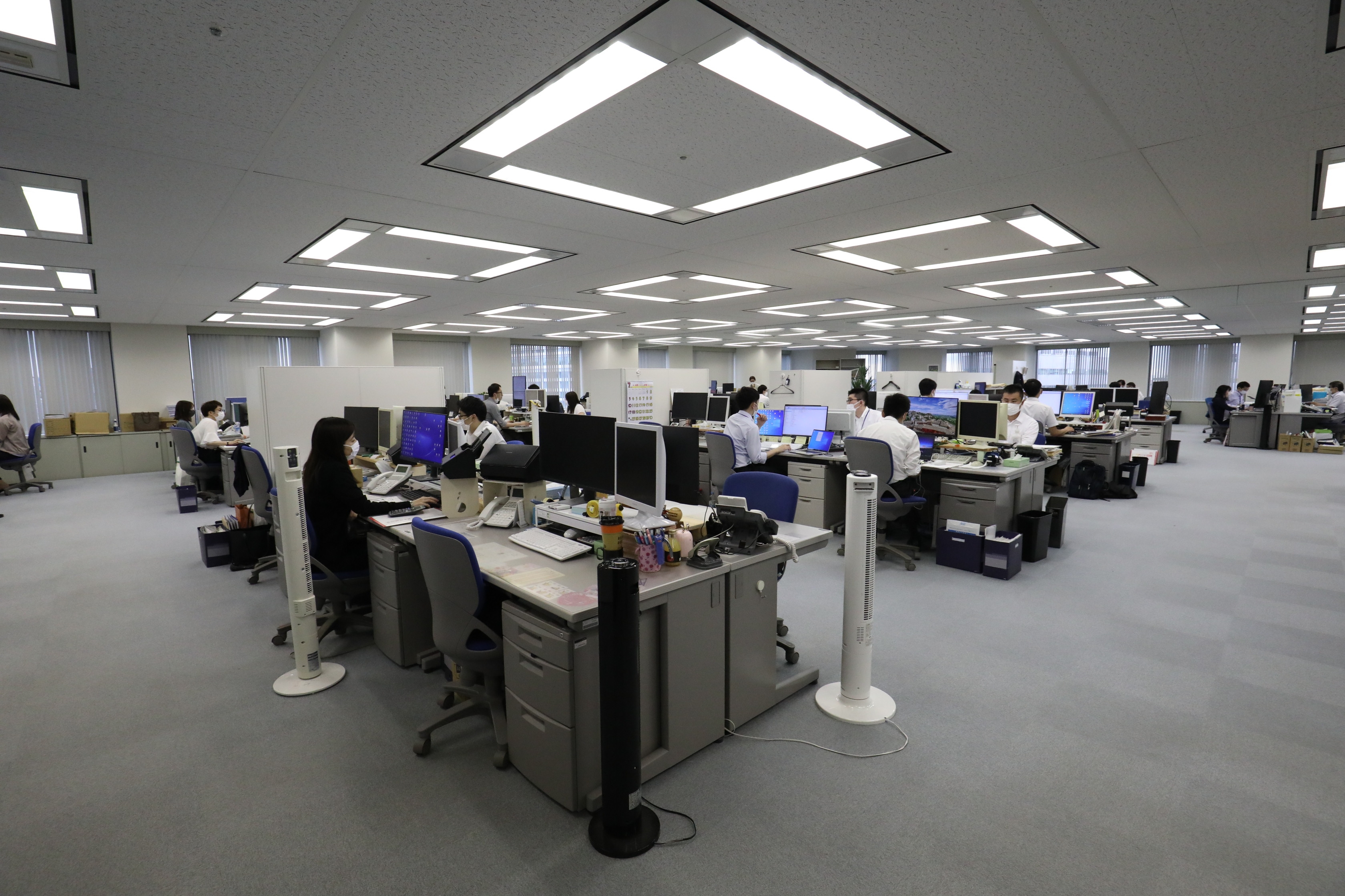 【税理士】7時間勤務！働くママ活躍中！時短勤務も相談可能！幅広い業務を担当しスキルUP、キャリアUP！家賃手当などの福利厚生が充実した、総合力×専門力が強みの税理士法人の画像