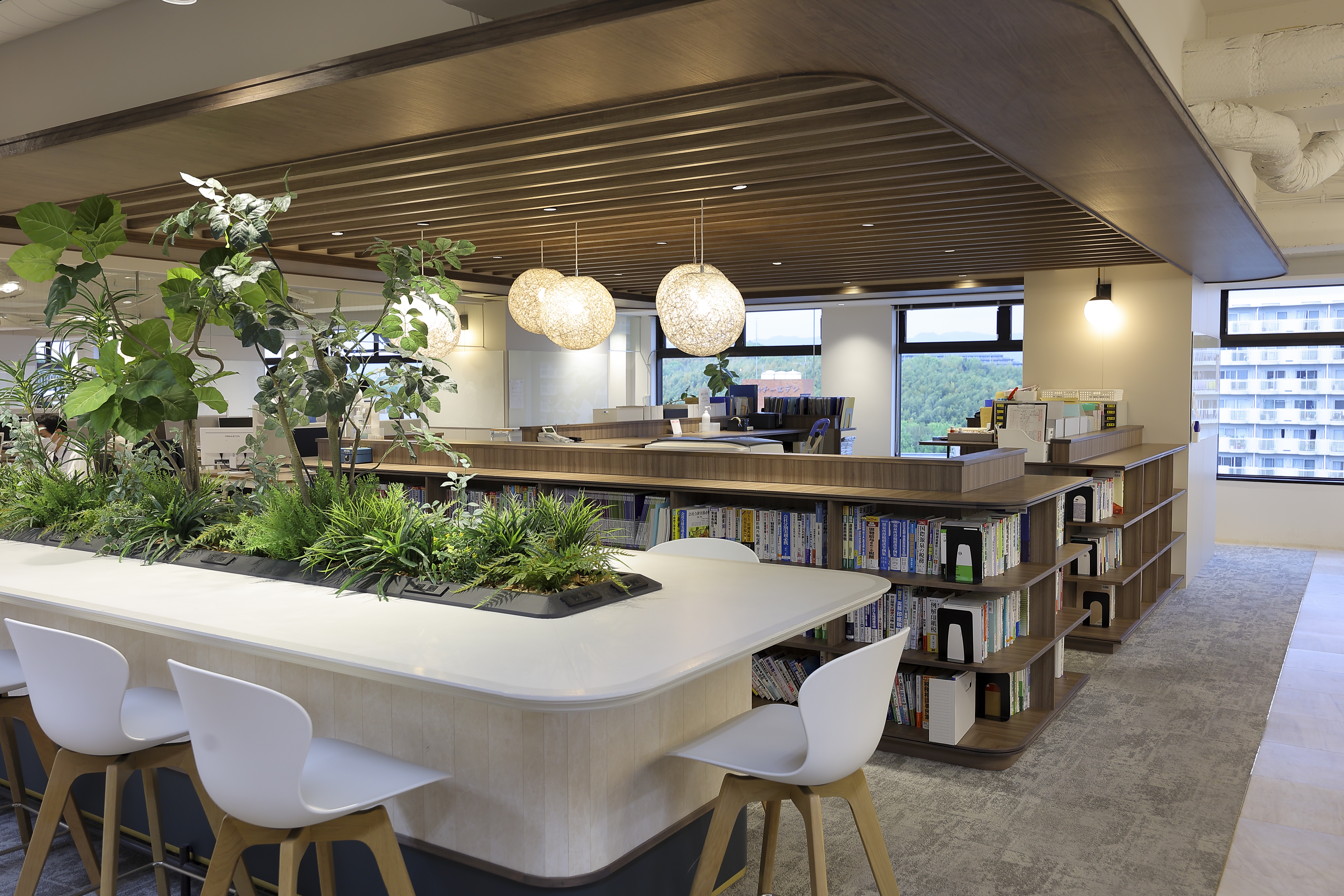 【必見】社内研修で着実にスキルアップ！資格取得を応援！人を大切に考える社風と環境を実現しながら、日本最大級の規模を持つ独立系税理士法人の画像