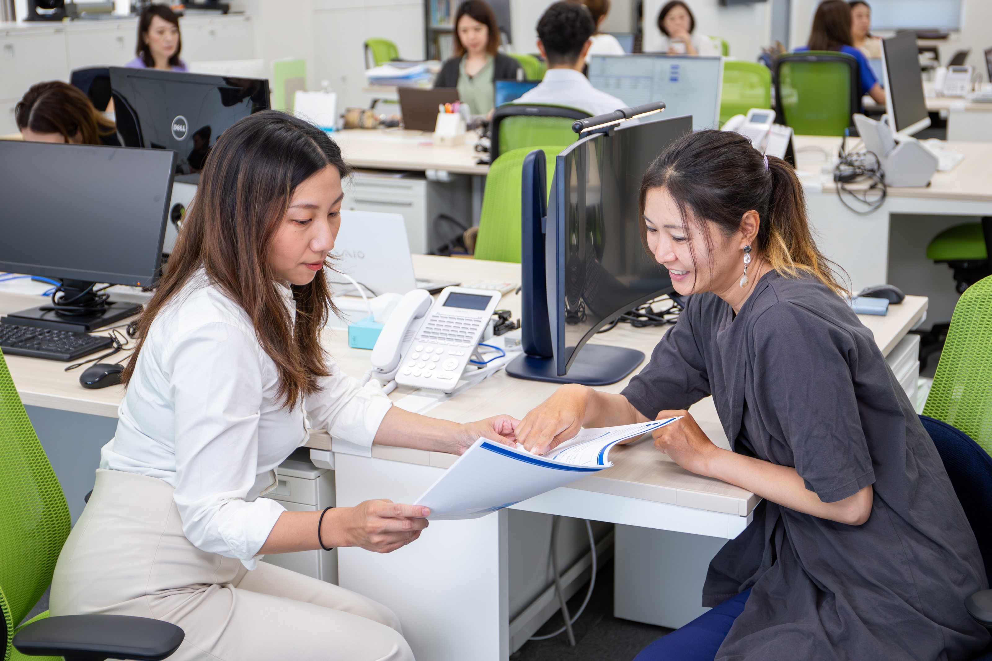 【定時17時退社】将来は相続・財務コンサルティングを手掛けるプロへ｜入力作業で終わらせないキャリアが描ける会計事務所の画像