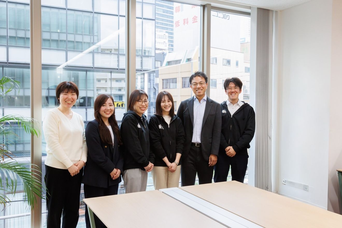 【社会保険労務士／労務スタッ...の画像