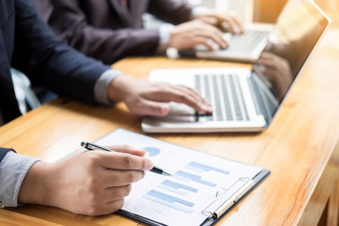 経理って実はイメージと違う?実際の仕事内容を解説します!