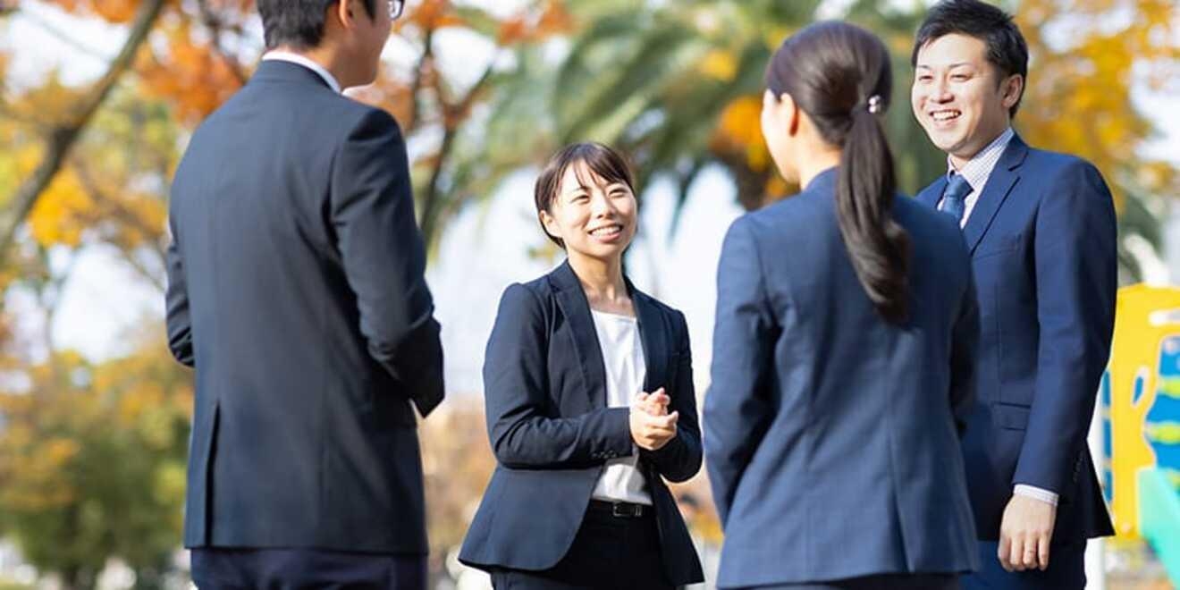 【働き方◎】500社超の顧客基盤×チーム制。経験が浅くても、先輩のサポートと高効率な環境があれば、早期に「経営者のパートナー」として活躍できる。の画像