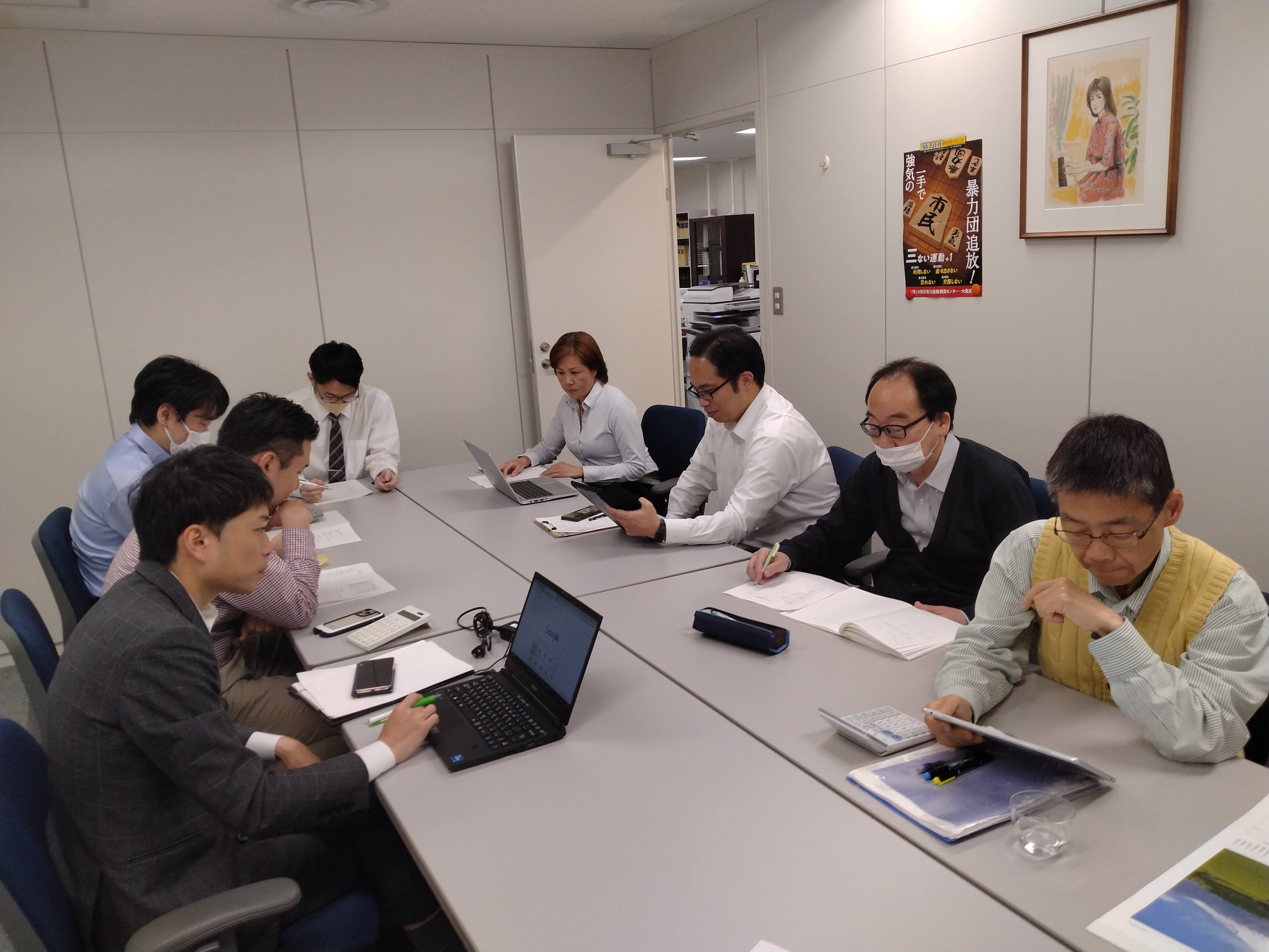 【税理士アシスタント】ファイリングなどのアシスタント業務をお任せします！実働7.5時間、残業月平均10時間！ワークライフバランスを保ちやすい税理士法人の画像