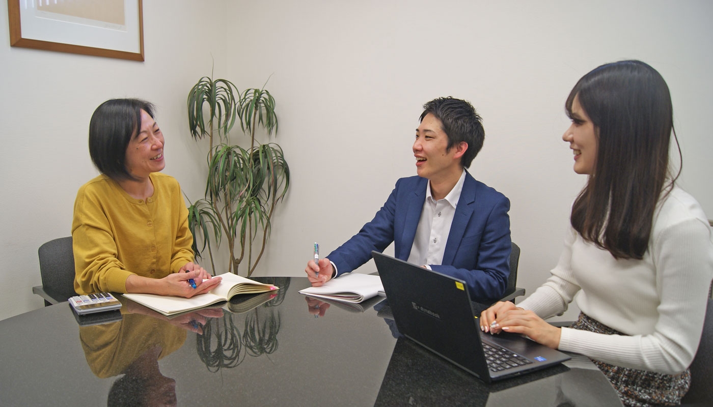 【市ヶ谷】税理士試験応援 ／リモートあり／残業少なめ／ DX化による業務効率化により安心して着実に税理士を目指せる税理士法人の画像