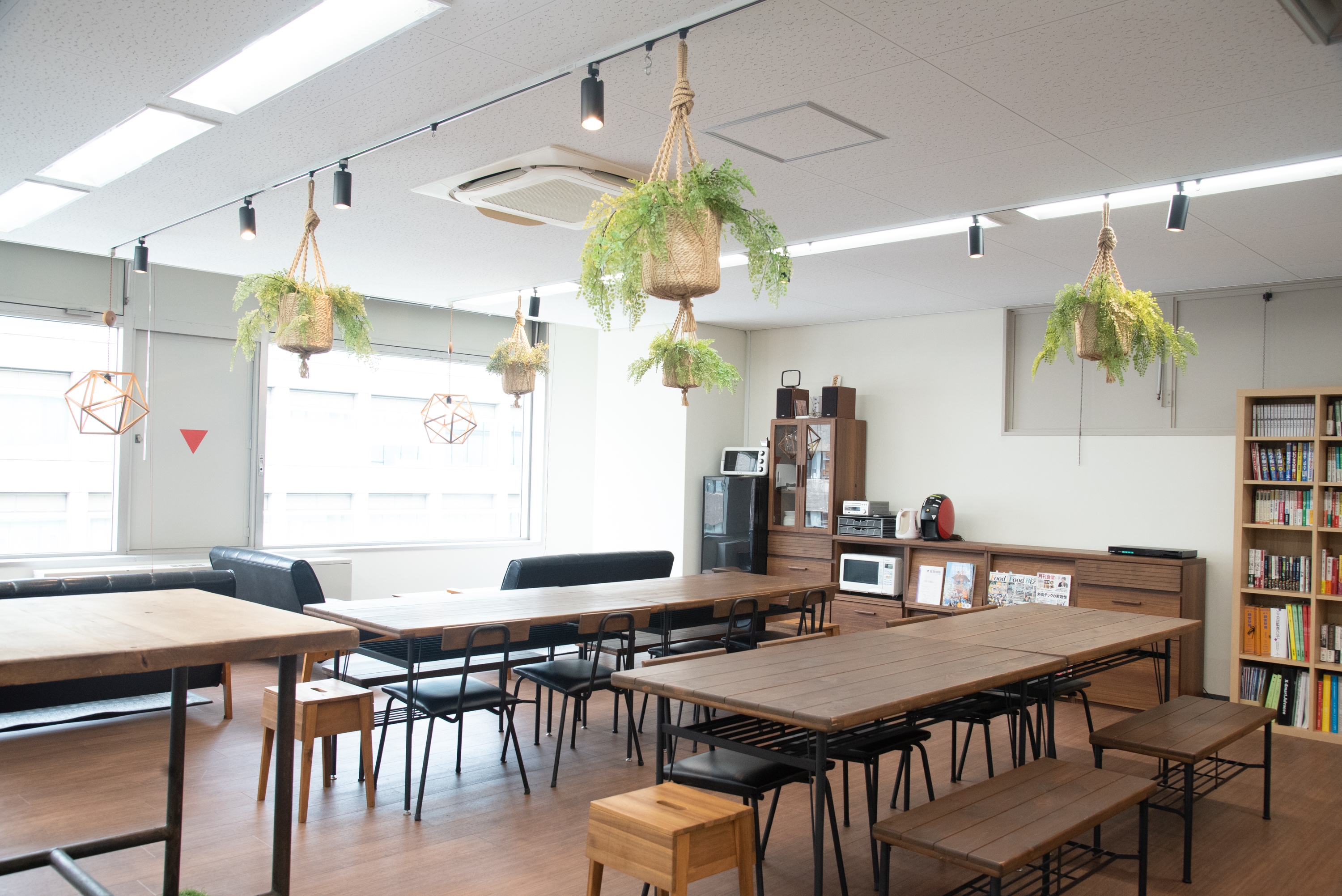 【経理マネージャー】東証スタンダード上場／関西・東海・関東に4ブランド130店舗を展開、コロナ禍にも増収増益を続け2023年に新規上場を果たした急成長飲食チェーンの画像