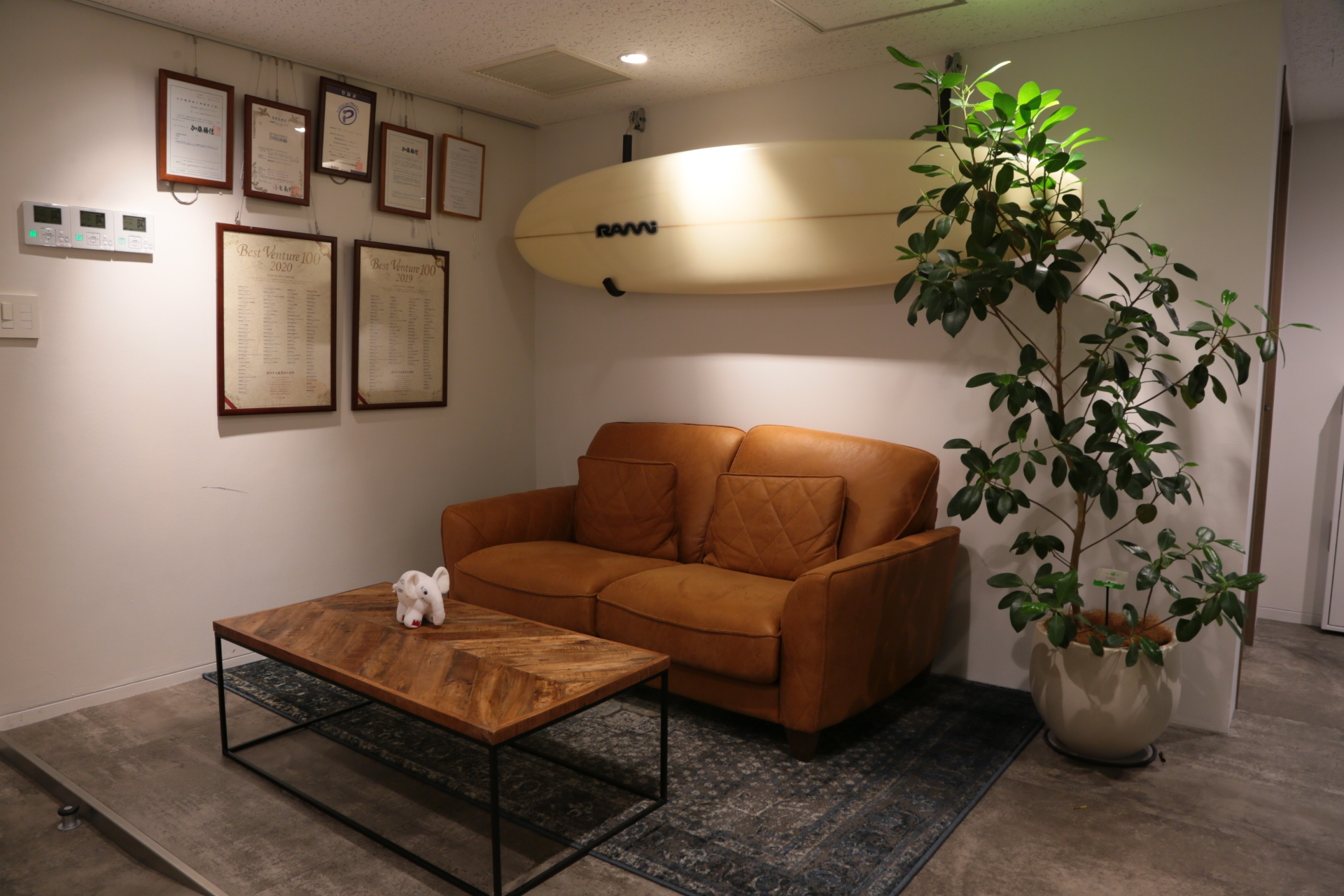 【累計17億円の資金調達！】創業から10年で直近で売上115億、従業員数200名を超える規模に急成長中！これまでに 8〜9 事業を立ち上げ、複数が年商1億円超に成長されているTechベンチャー企業の経理財務リーダー候補の画像