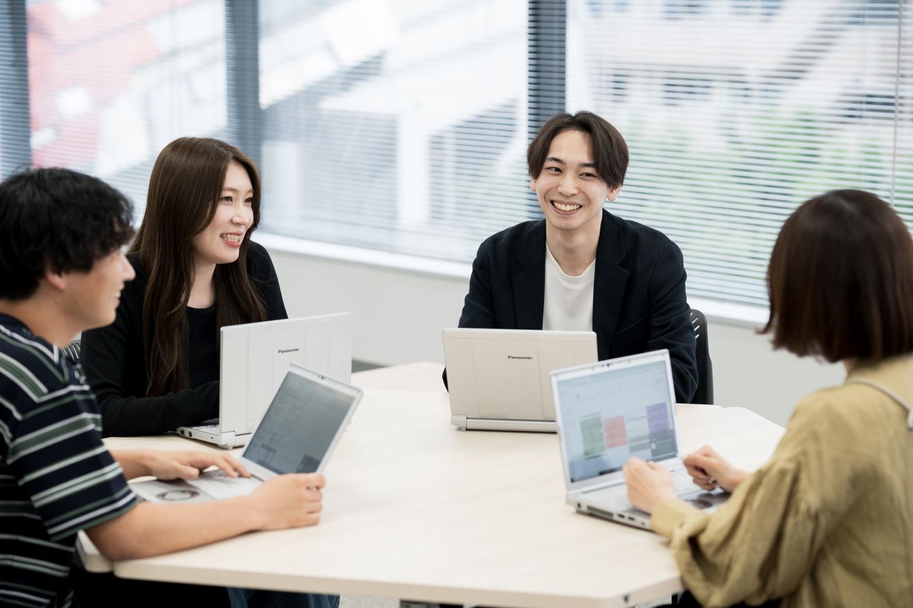 【残業月20h程度／20代リ...の画像