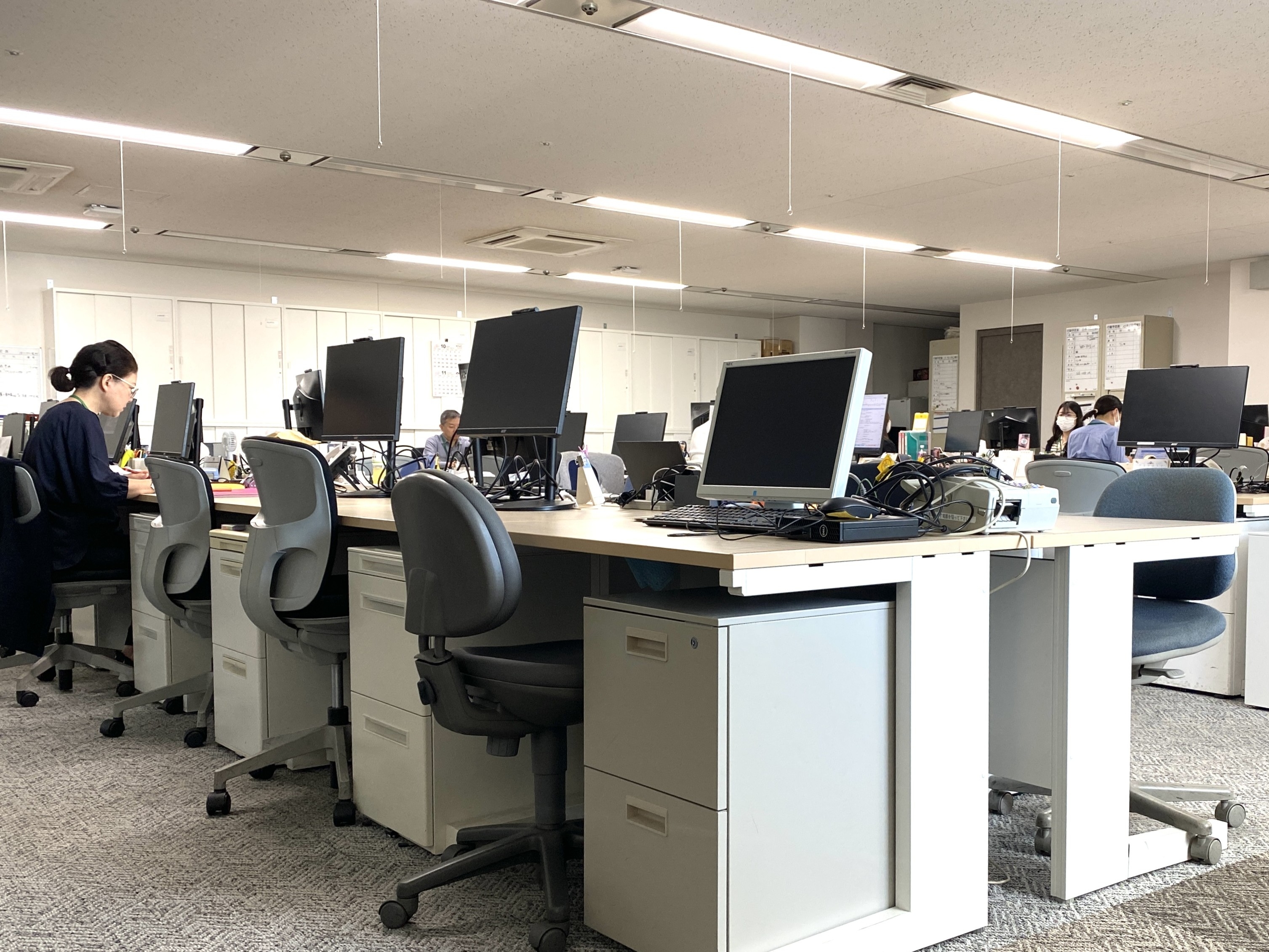 ヨークHDグループ｜安定基盤×残業少なめ｜決算・資金繰り・税務を担うの画像