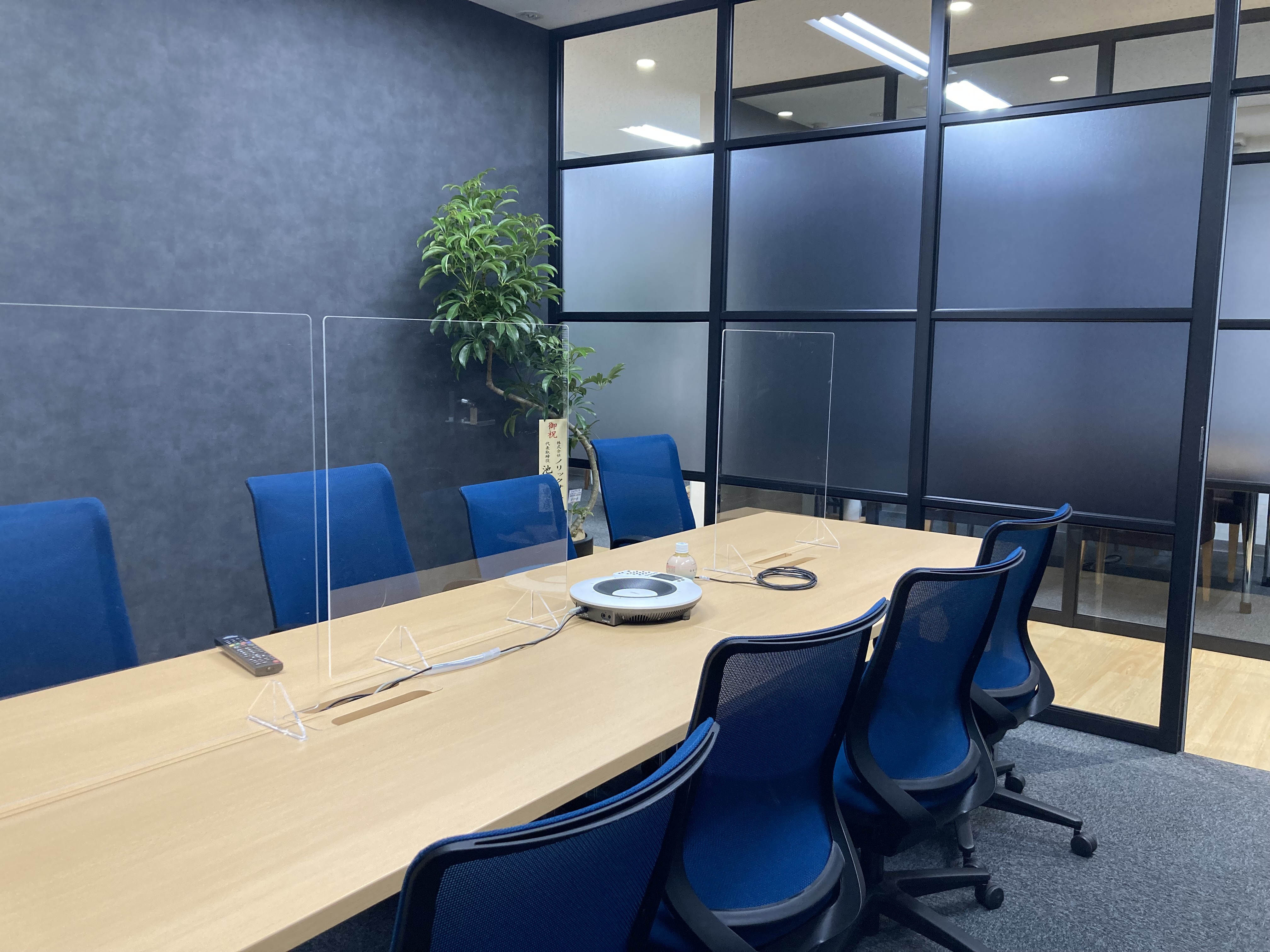 【経理課長】年休120日以上◎／残業10時間程度◎／9,000社以上の取引実績、6,500種100万点の取扱い！SDGｓの潮流を追い風に成長を続けるレンタル業界のリーディングカンパニーの画像