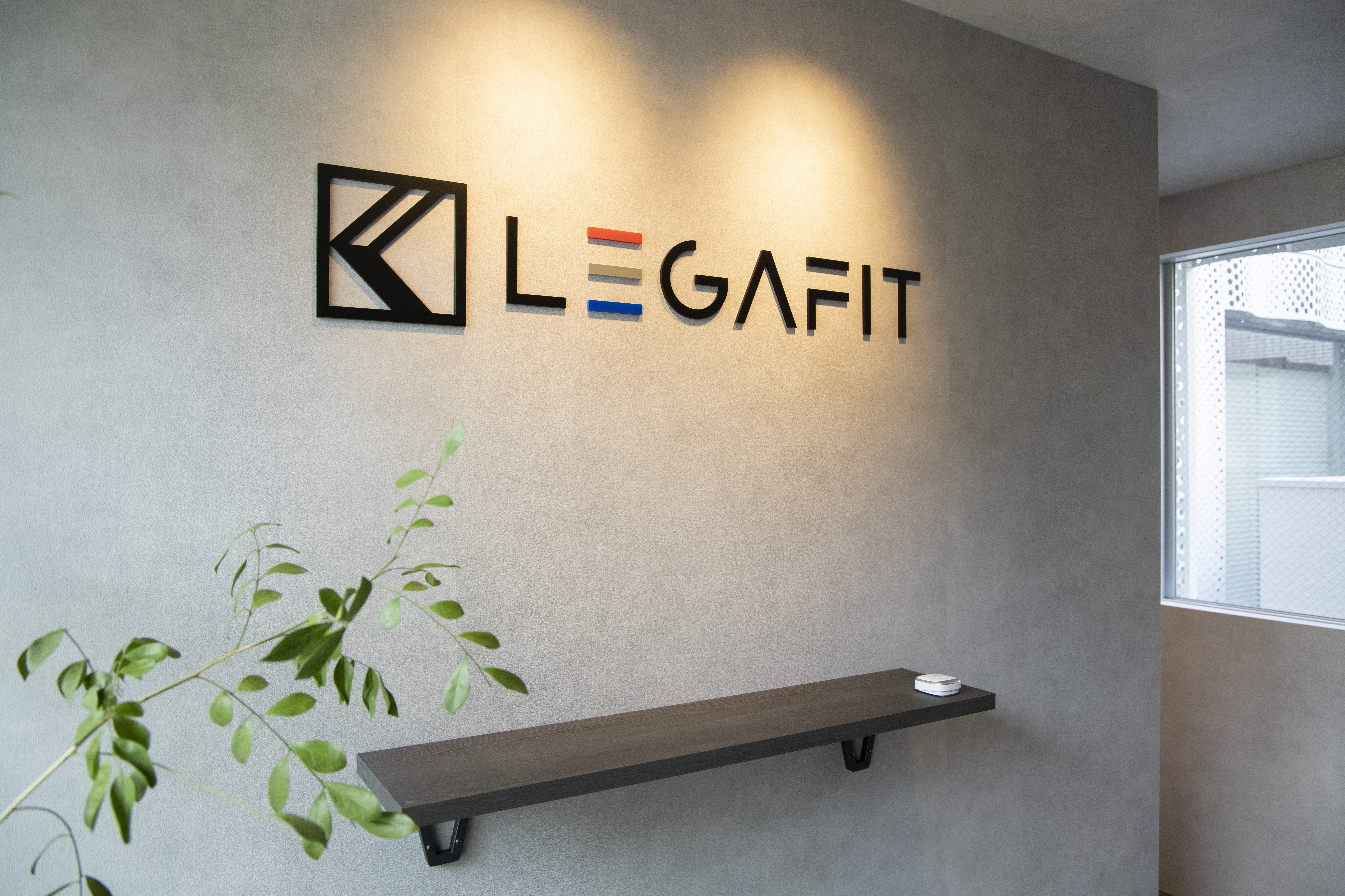 【税理士補助】7時間勤務！勉強応援！代表陣は30代で若く先進的な社風！ワークライフバランスを重視する方におすすめの税理士法人の画像