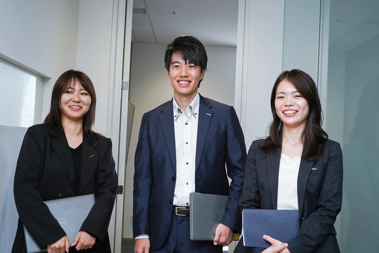 【税務会計】未経験歓迎！平均年齢35歳！相続・経営コンサルなどキャリアアップできる、若手が活躍する税理士法人の画像