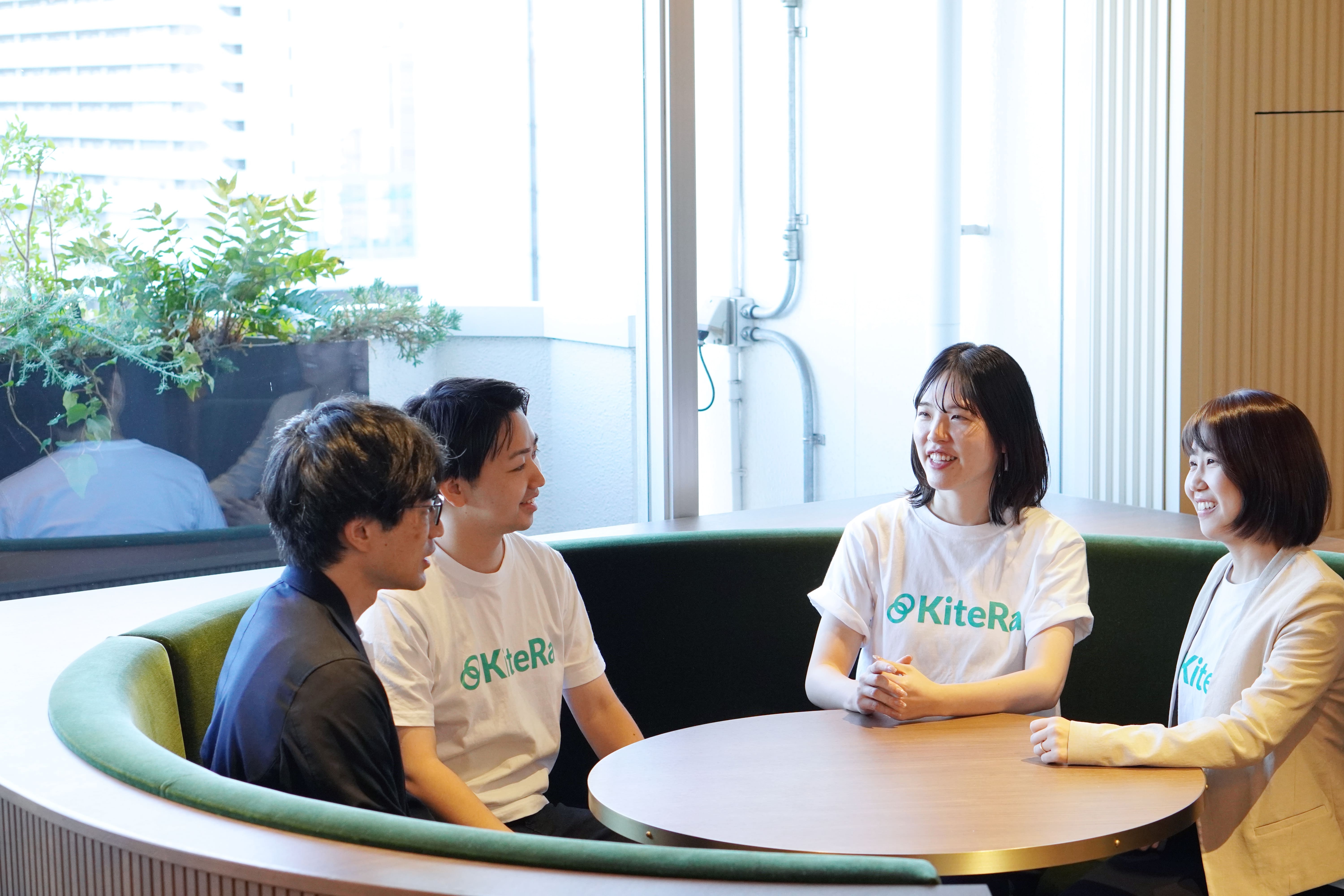 【月残業10時間程度／フレックス】3,600社導入の成長中IPO準備企業で、連結決算やIPO準備にチャレンジできる環境の画像