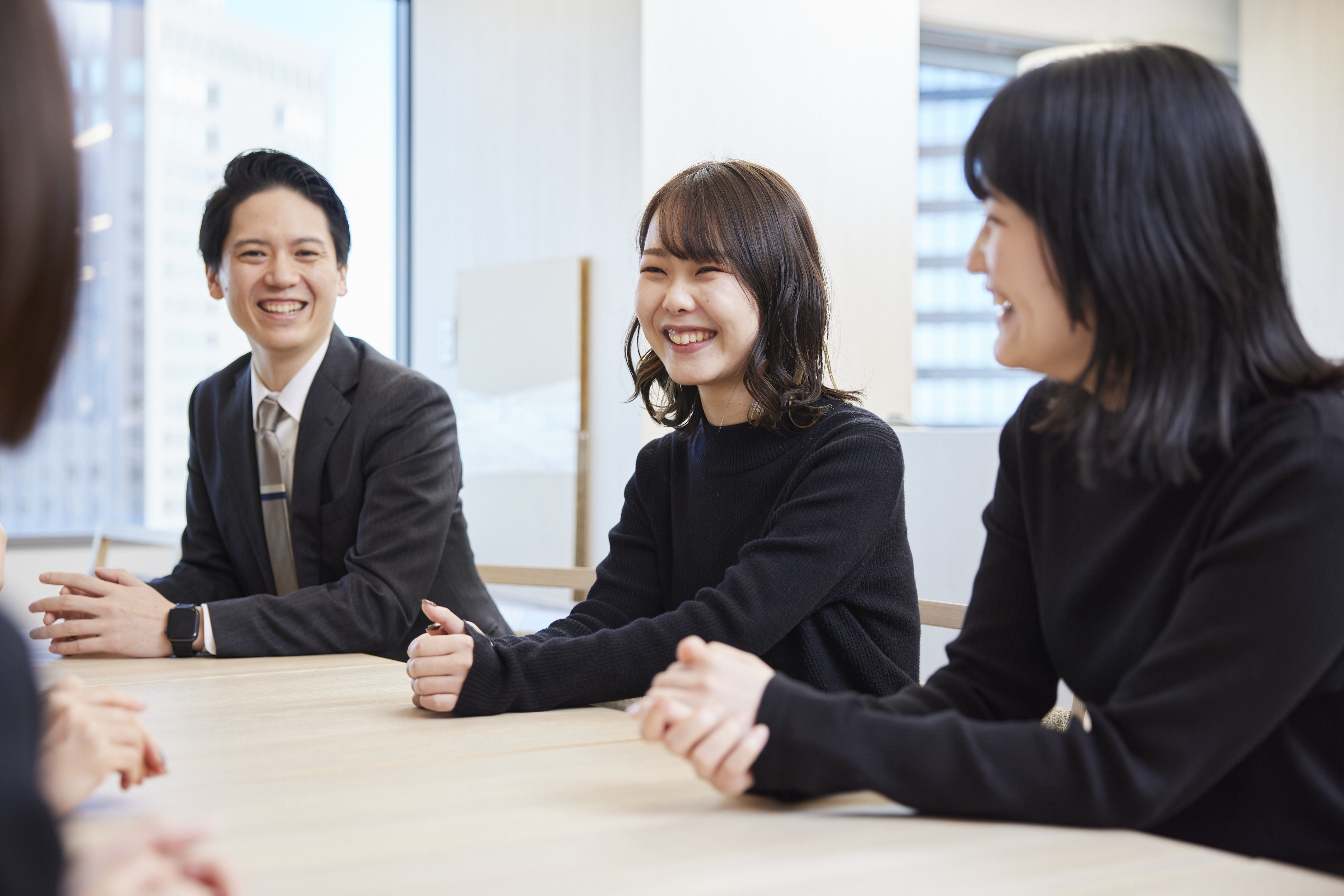 【未経験歓迎／第二新卒可】大手企業の連結決算・開示業務担当／経理財務／年間休日124日／上場企業グループの安定基盤／シェアトップクラスの連結会計システムメーカーで成長を目指しませんか？の画像