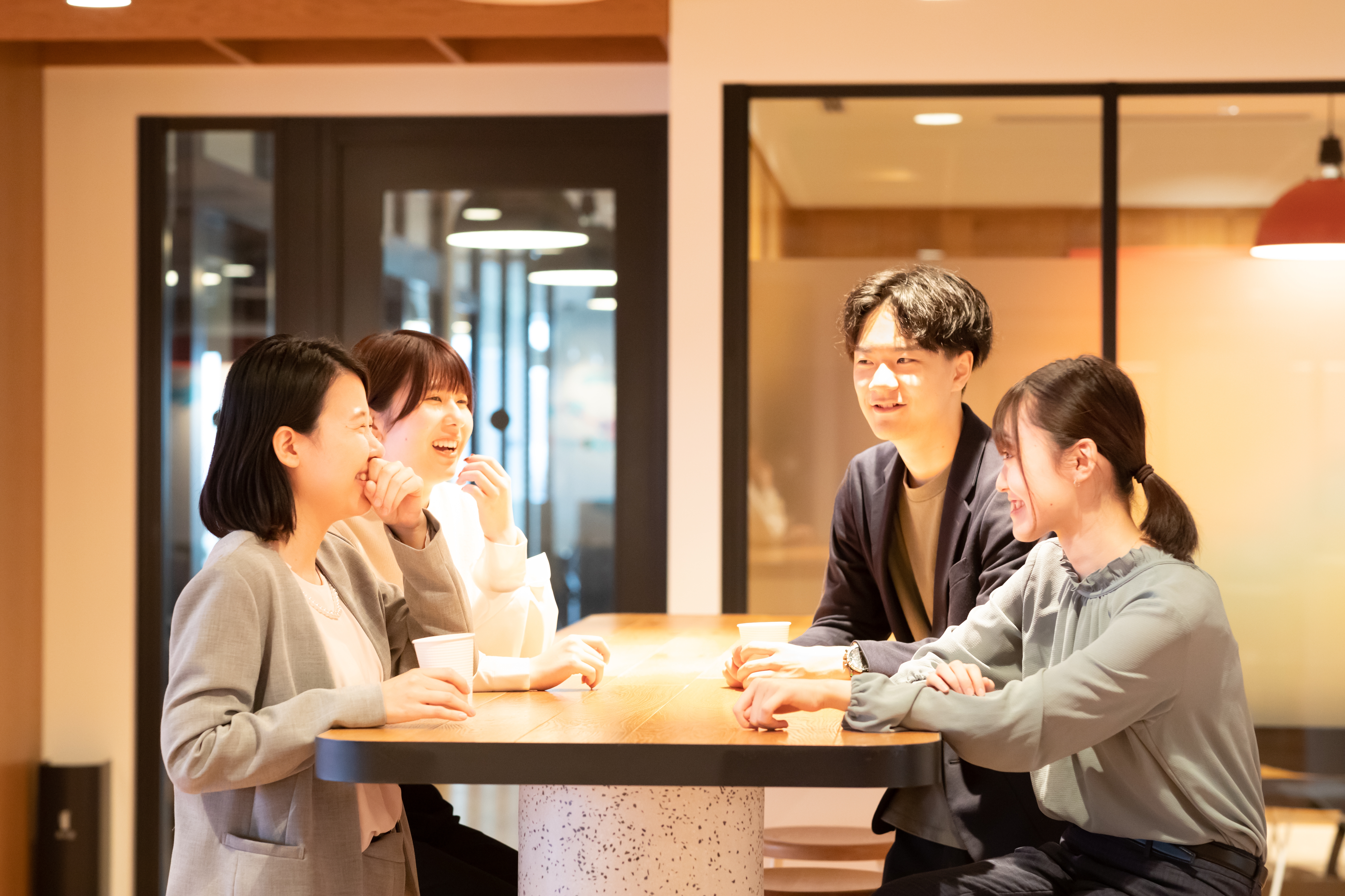 【経理】経理担当募集！残業月10時間程度！システム開発と導入支援でバックオフィスの働き方を変えるプライム上場子会社の画像