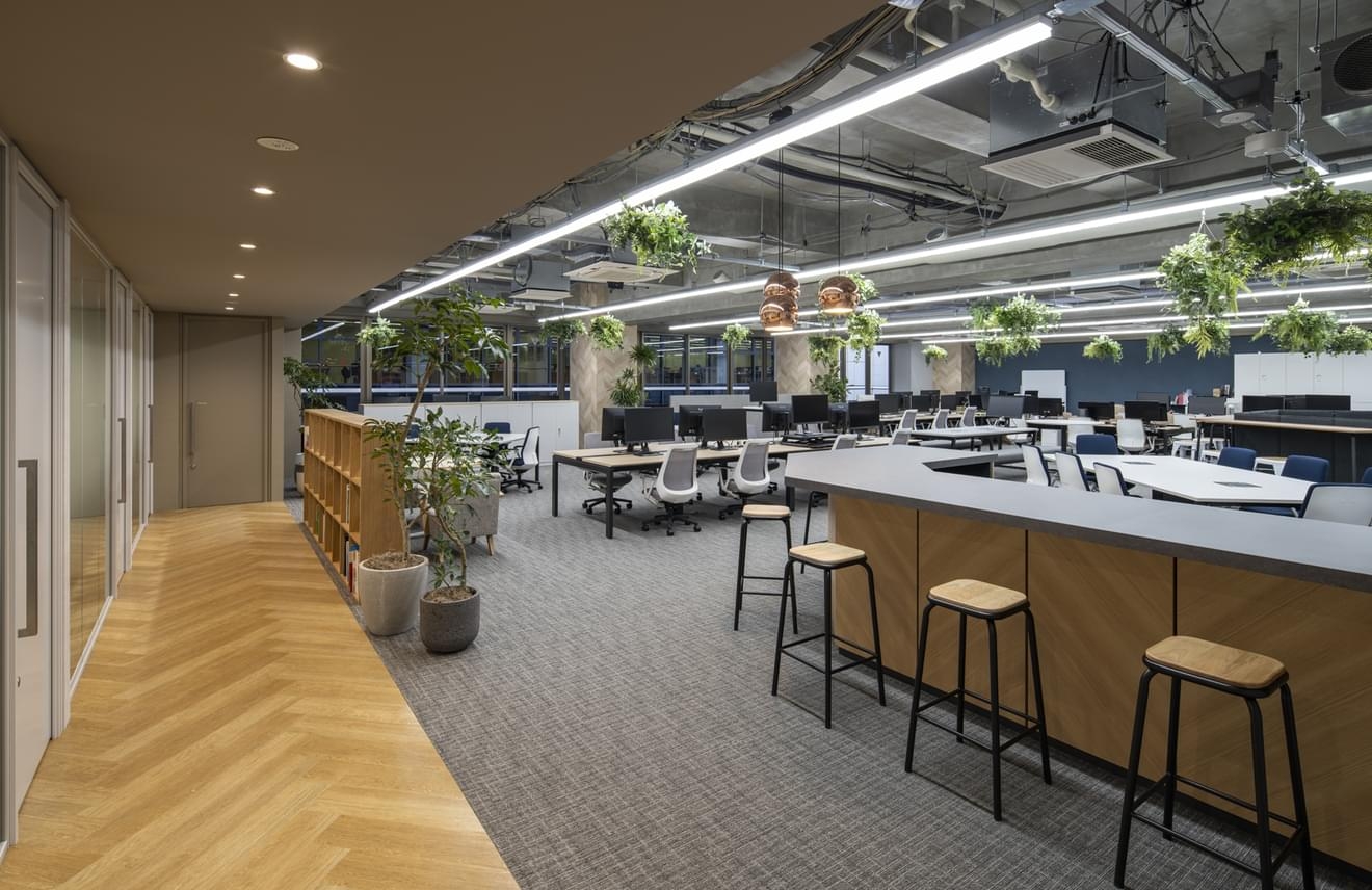 【コーポレートマネージャー候補】フレックス／大手企業をはじめ、サービス導入社数は200社超！テレビCM出稿分析SaaS「TVAL」や、リアルタイム視聴率がわかる「TVAL now」などのサービスを開発・提供！テレビ視聴データ分析に特化したSaaS企業の画像