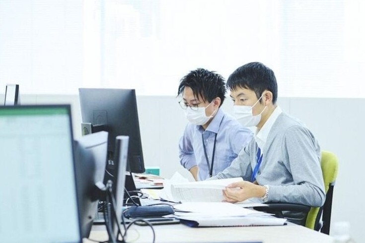 【必見】全面的なバックアップで資格取得を応援！金銭的・時間的な援助制度が多数！フレックスタイム制で勉強と仕事も両立できます◎「圧倒的なプロフェッショナル」を生むための環境が整う準大手税理士法人の画像