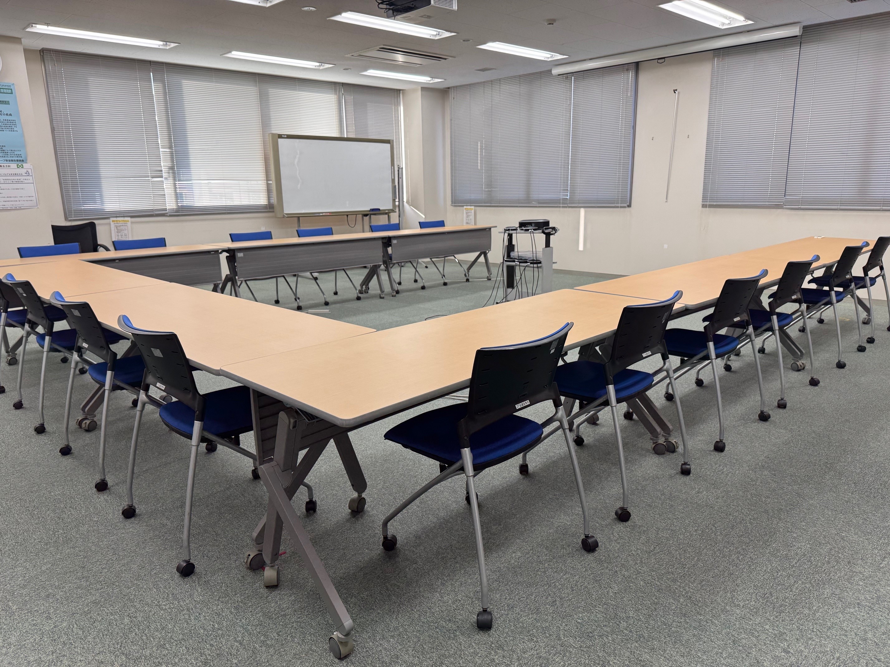 【経理マネージャー候補】平均勤続年数18年以上！売上高150億円以上！安定した経営基盤と働きやすい環境で安心してキャリアアップが可能！日本トップクラス電線メーカー「古河電工グループ」の電力部品部門を統合した総合電力機材メーカーの画像