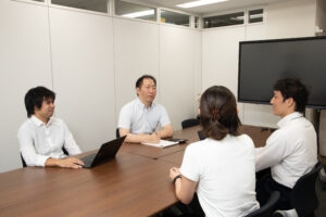 IT会計×上場先対応／幅広い経験と、豊富な資格取得支援で勉強と実務経験の両立ができる税理士法人の画像