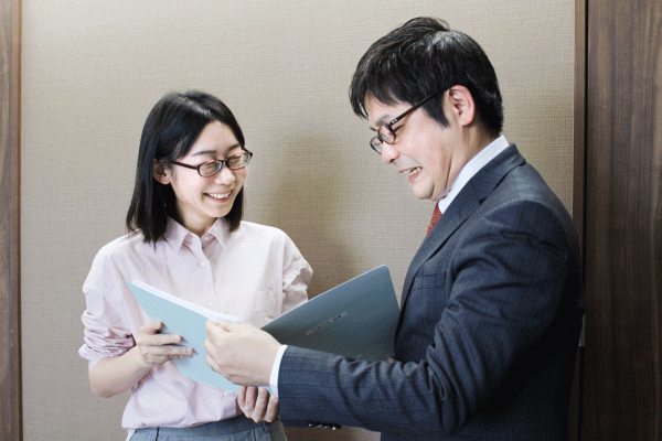 【経営コンサル】税理士を目指している方求む！業務を属人化しないため、自由度高く働くことが可能な税理士事務所の画像