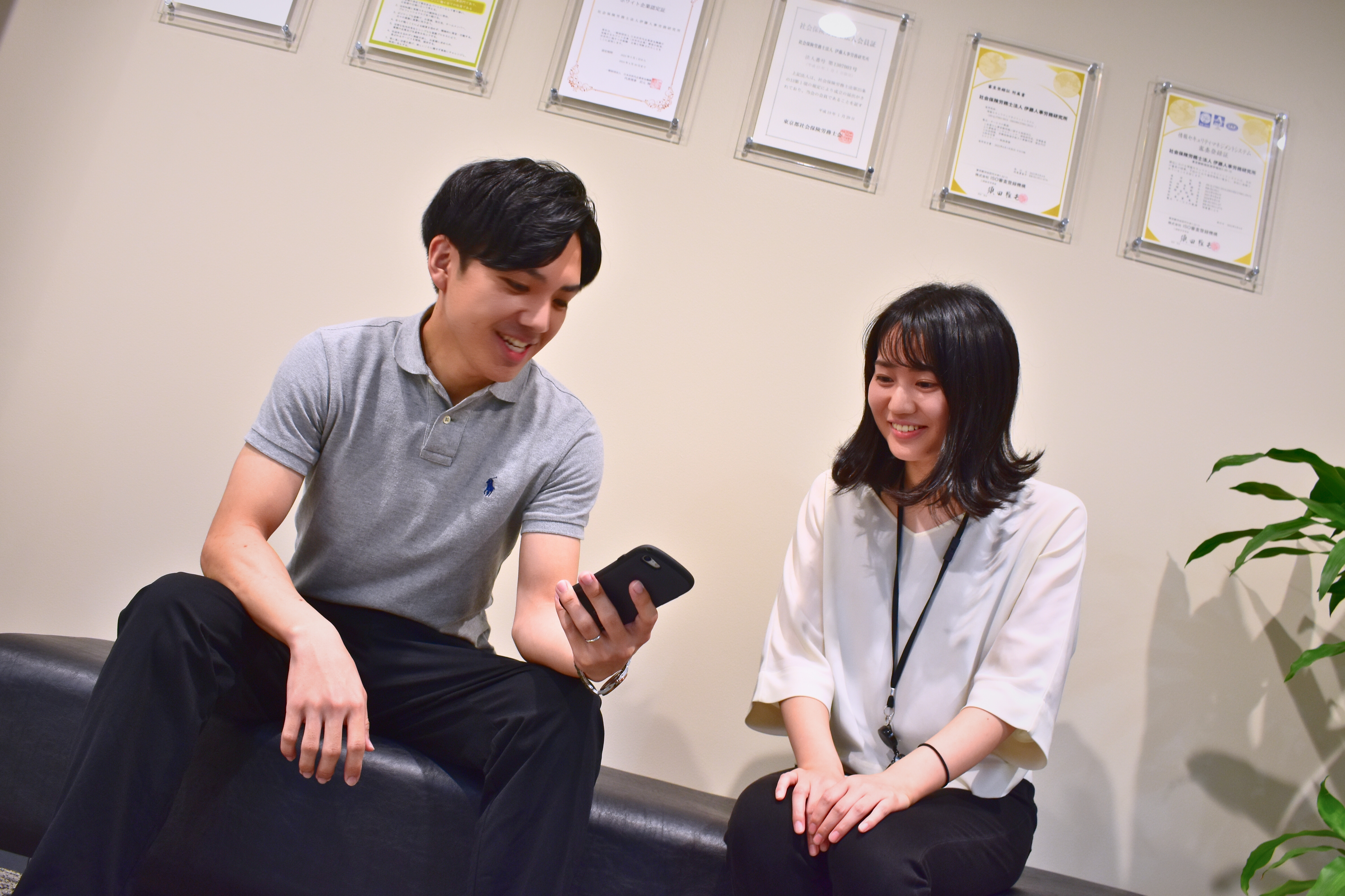 【週2在宅勤務＆フレックス制度】入社後は3～5社を主担当としてお任せします！／ 資格取得支援×取得後も登録費用補助や手当も充実している社労士事務所の画像