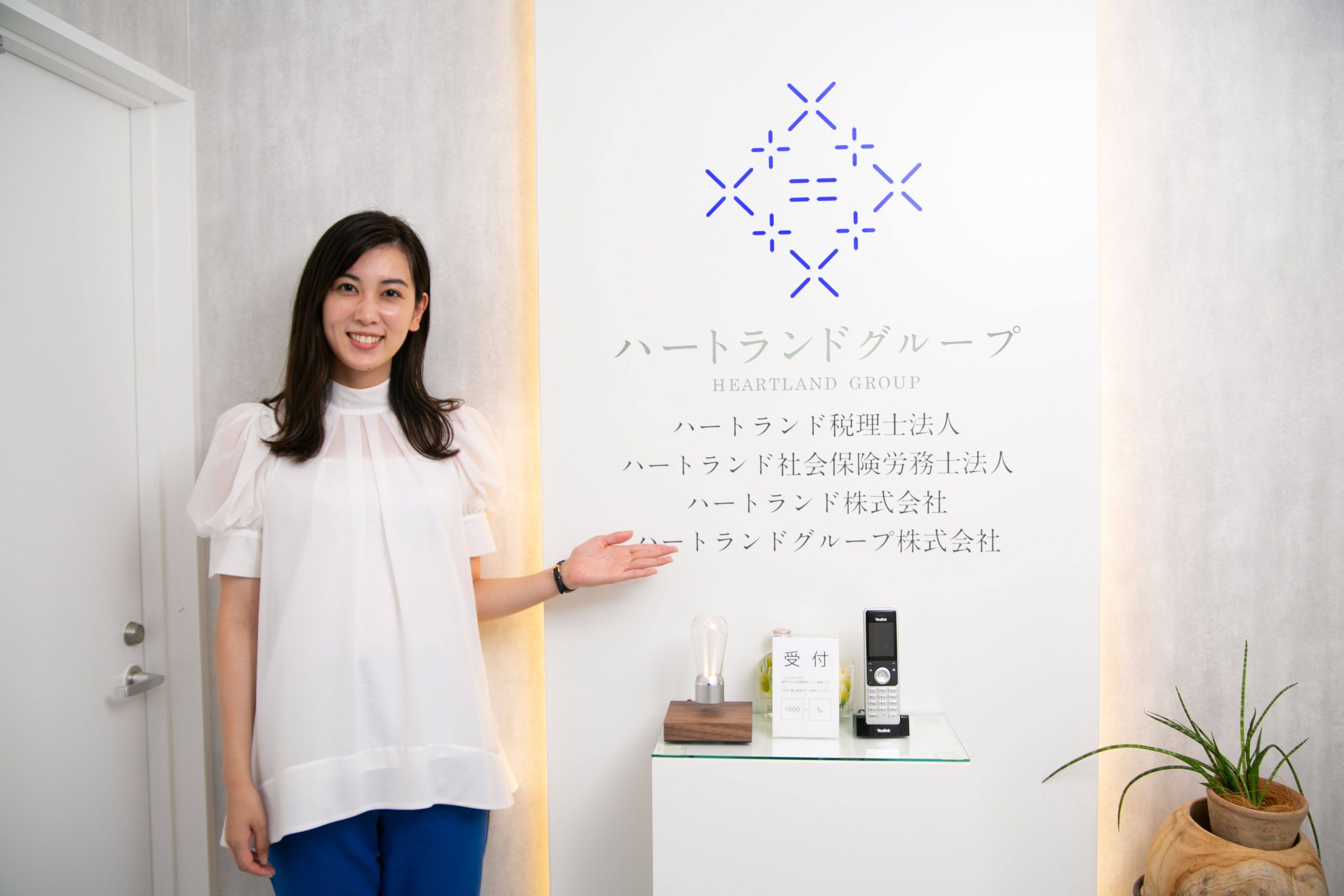 【税理士・税理士補助】経験者募集！インセンティブ制■年休125日■フレックスOK■転勤無■資格取得支援■2名で教育体制の画像