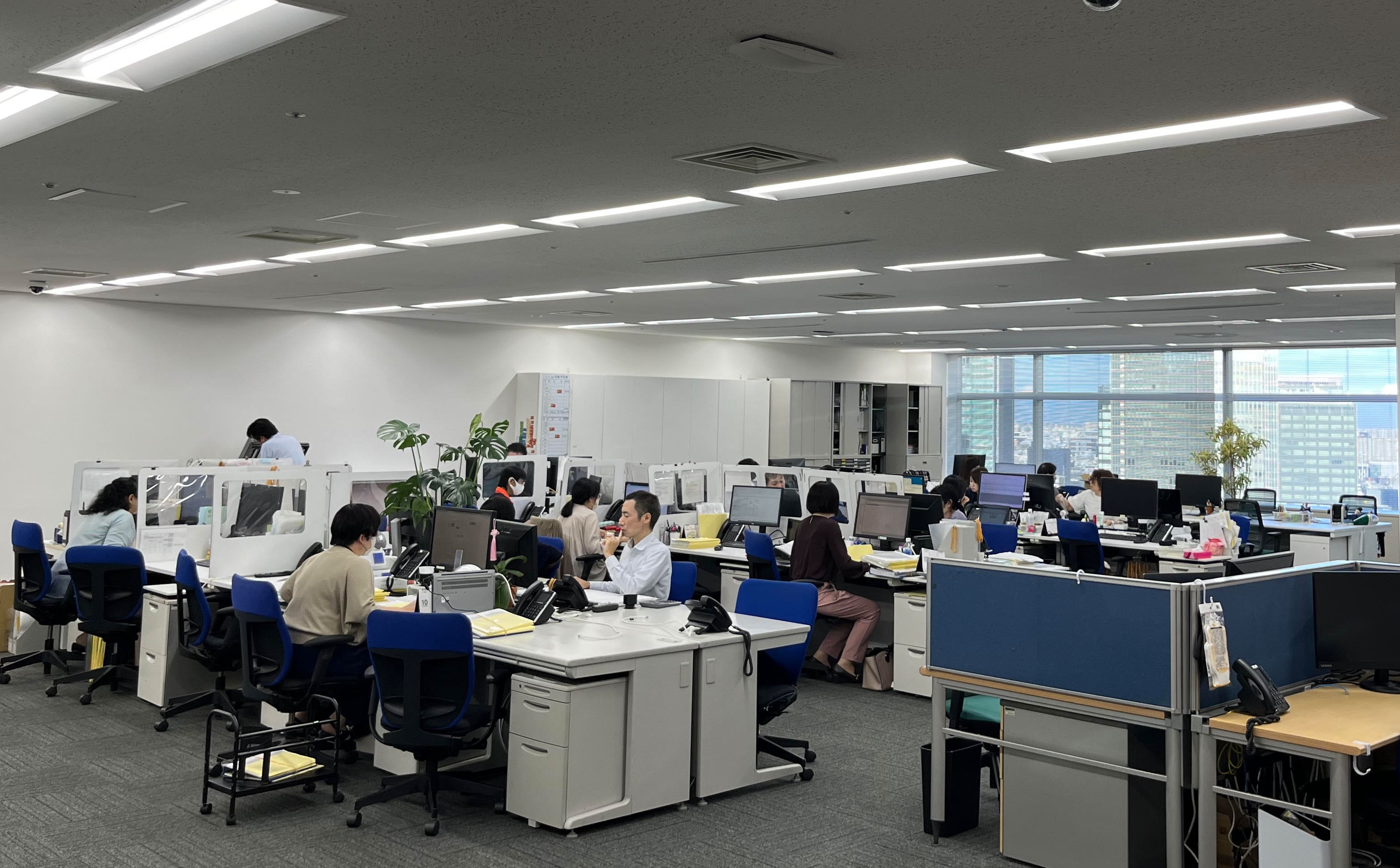 【税務スタッフ】経験者歓迎！リモートOK＆柔軟な働き方でキャリアアップを目指せる環境/世界94ヶ所の拠点、1万2000人を超える従業員を抱える外資系税理士法人の画像