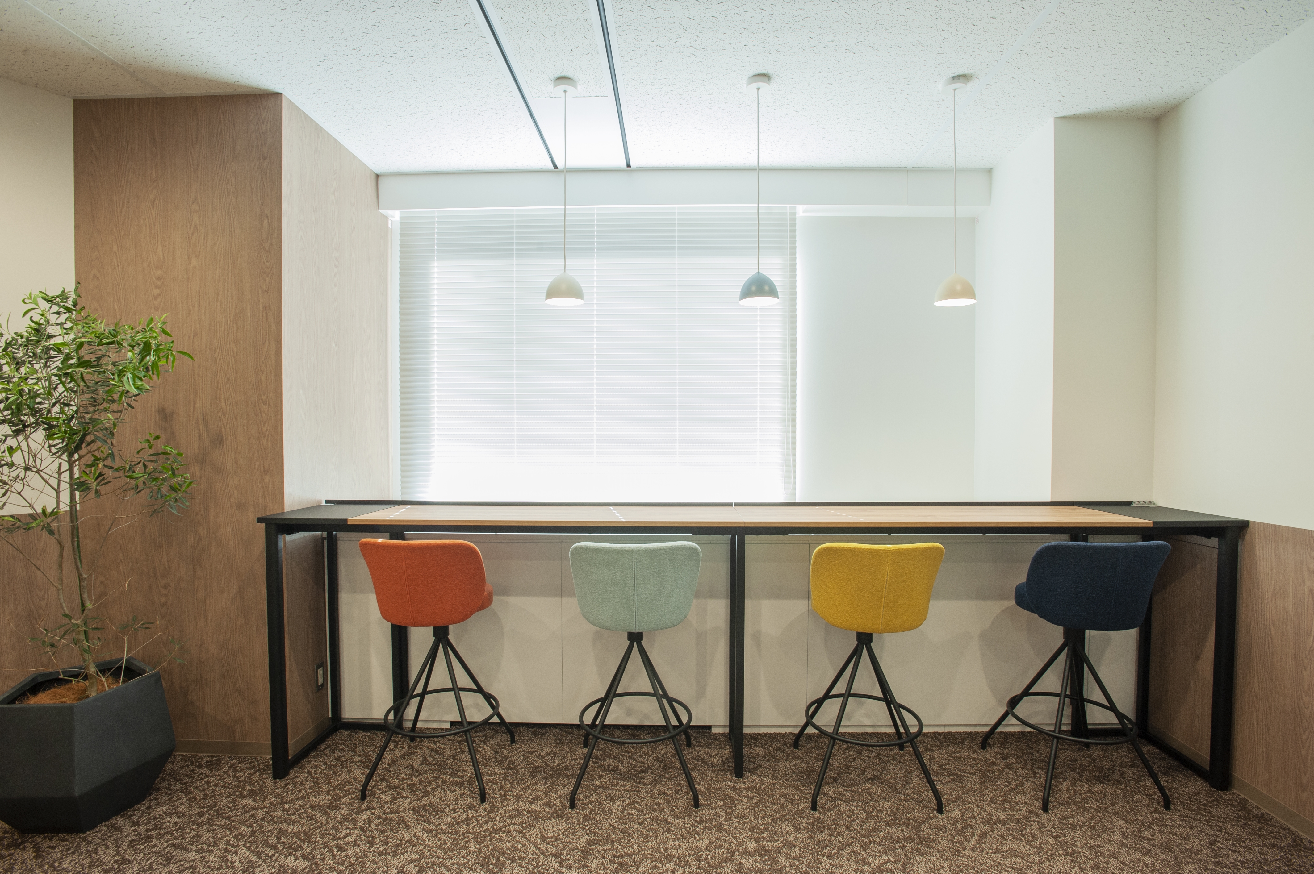 【税務スタッフ】事務所経験者必見！フレックスタイム！一般税務のほか相続案件など幅広い業務に携われる税理士事務所の画像