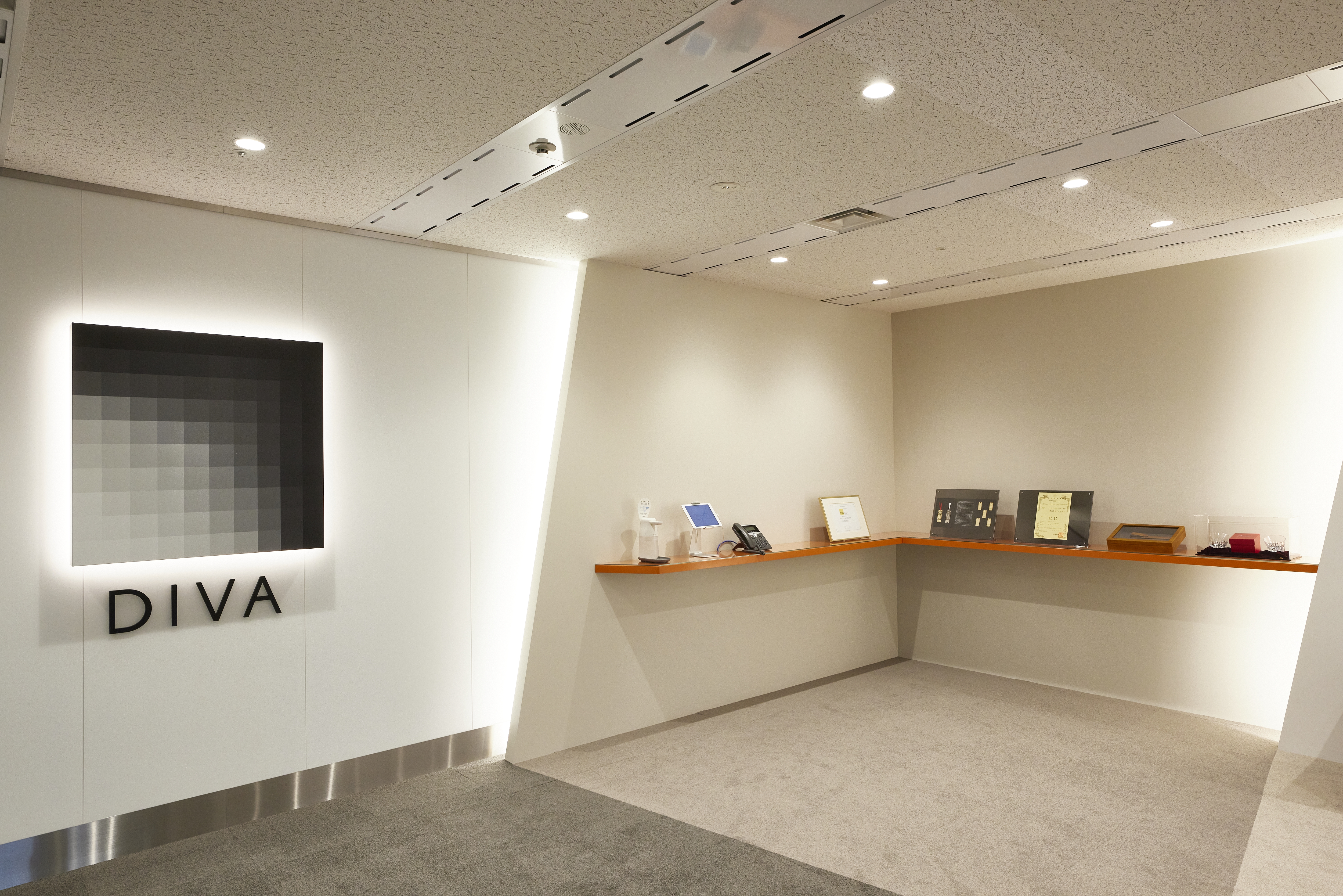 【経理スタッフ】実務未経験から上場企業の単体/連結/開示業務の経験が積める！大手企業から経理業務を委託され、その知見をもとにアップデートを続ける連結会計システムの開発を行なっており、企業価値向上に役立つ連結決算開示の普及を目指すプライム上場子会社の画像