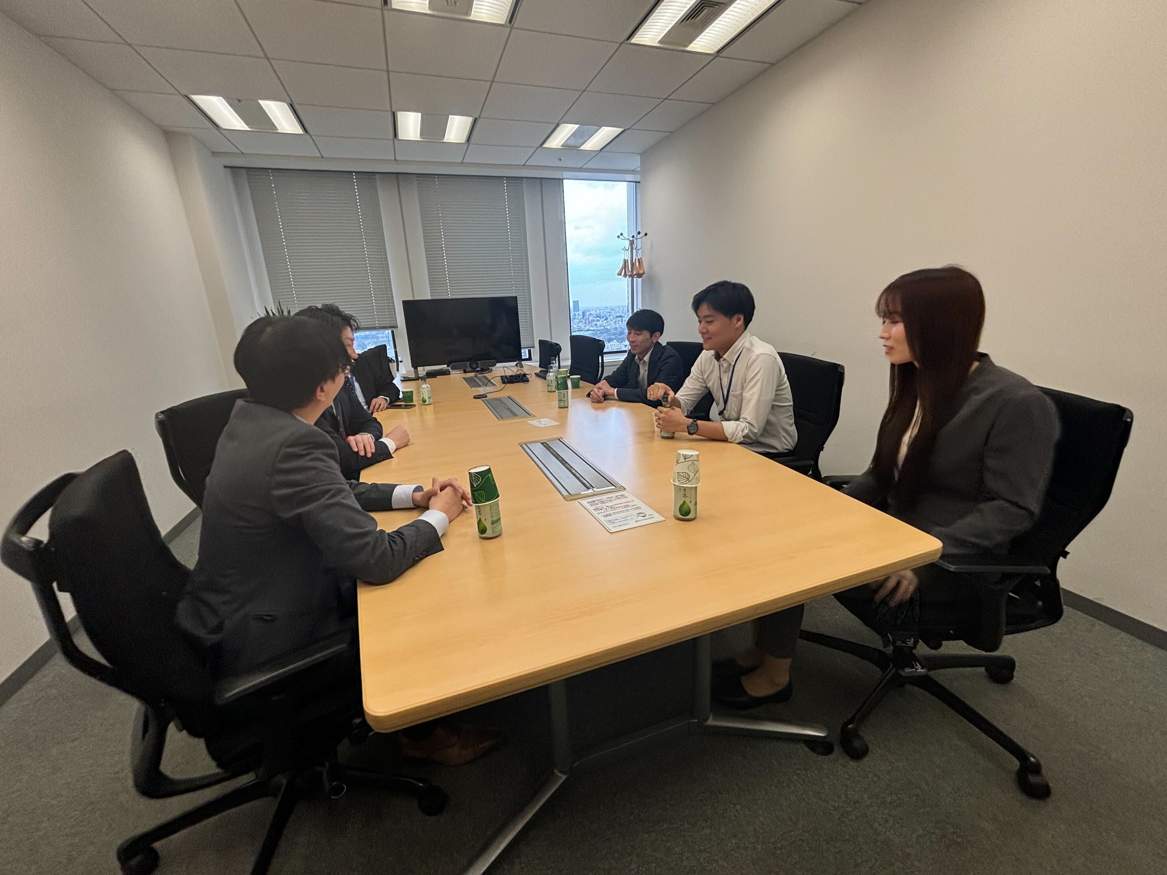 【年収600〜1,000万円｜年間休日125日】 上場企業・グループ通算・税務調査対応まで担う 弁護士連携型の税務プロフェッショナルへ｜U&I税理士法人の画像