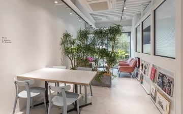 【経理】上場企業の経理メンバー募集！3期連続売上高増加中で39億円！「東京ガールズコレクション」ブランドを活かした独自のプロデュースノウハウを軸に、あらゆるヒト・モノ・コト・地域に付加価値を創造するグロース上場企業の画像