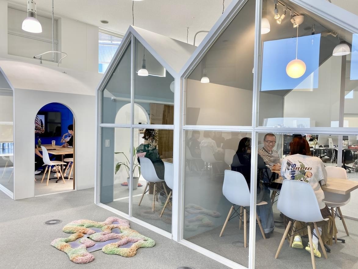 経理｜バックオフィス全般に関与｜少人数で裁量大｜残業少なめの画像