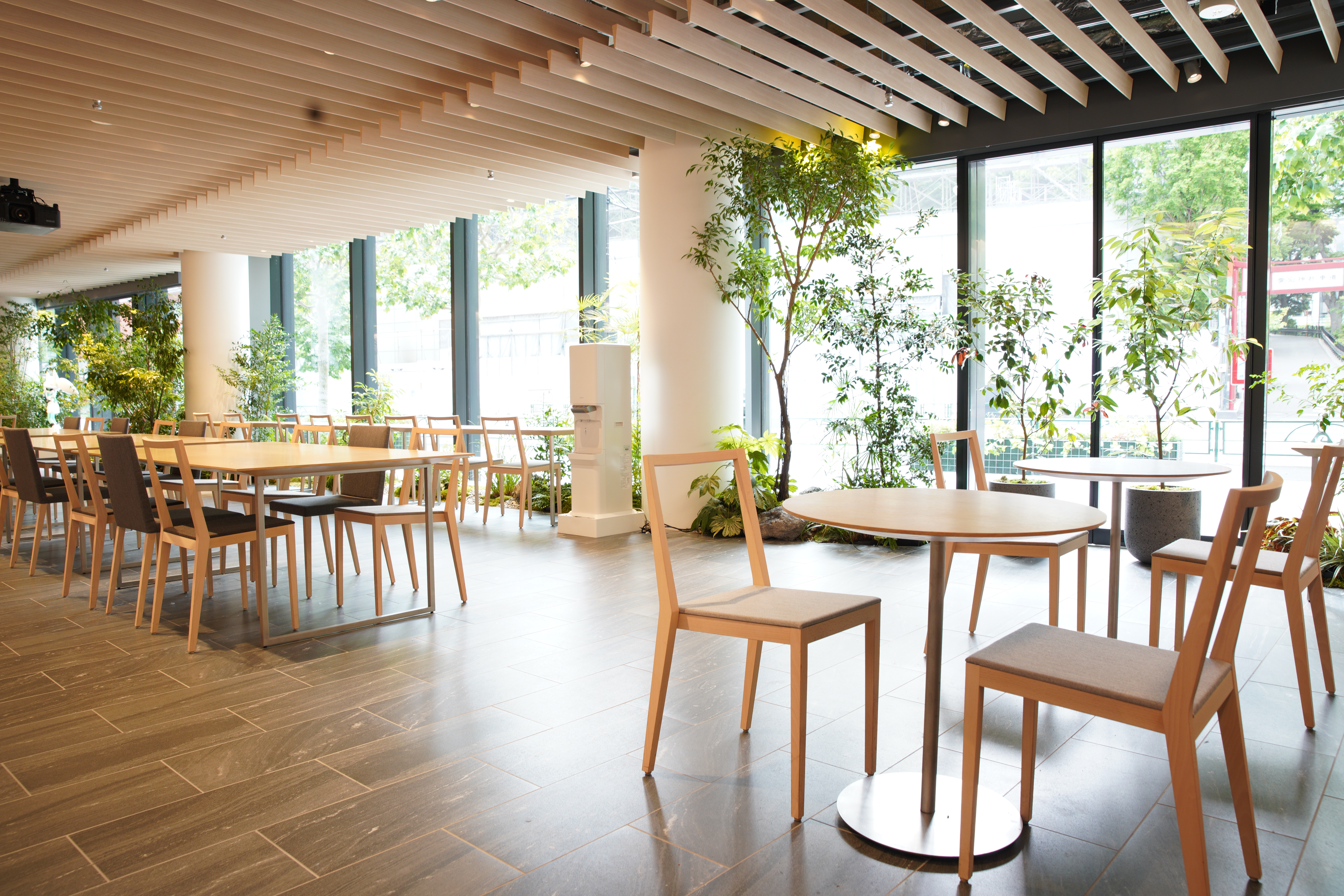 【広報ポジション】社内イベントからメディア対応まで幅広く活躍！「ディズニー ツムツム」や「妖怪ウォッチ ぷにぷに」などを手掛けるNHNグループの日本法人の画像