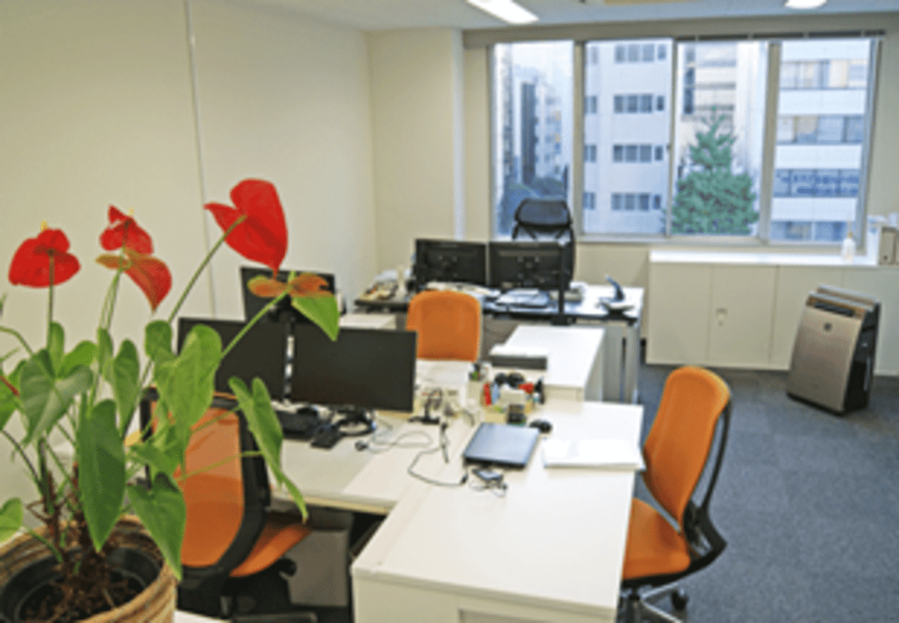 【柔軟な働き方が実現】希望に応じた働き方をサポート◎産休育休・介護休暇あり！残業月20h以内！規模も社会的意義も大きい“公益団体”を支える税理士事務所の画像