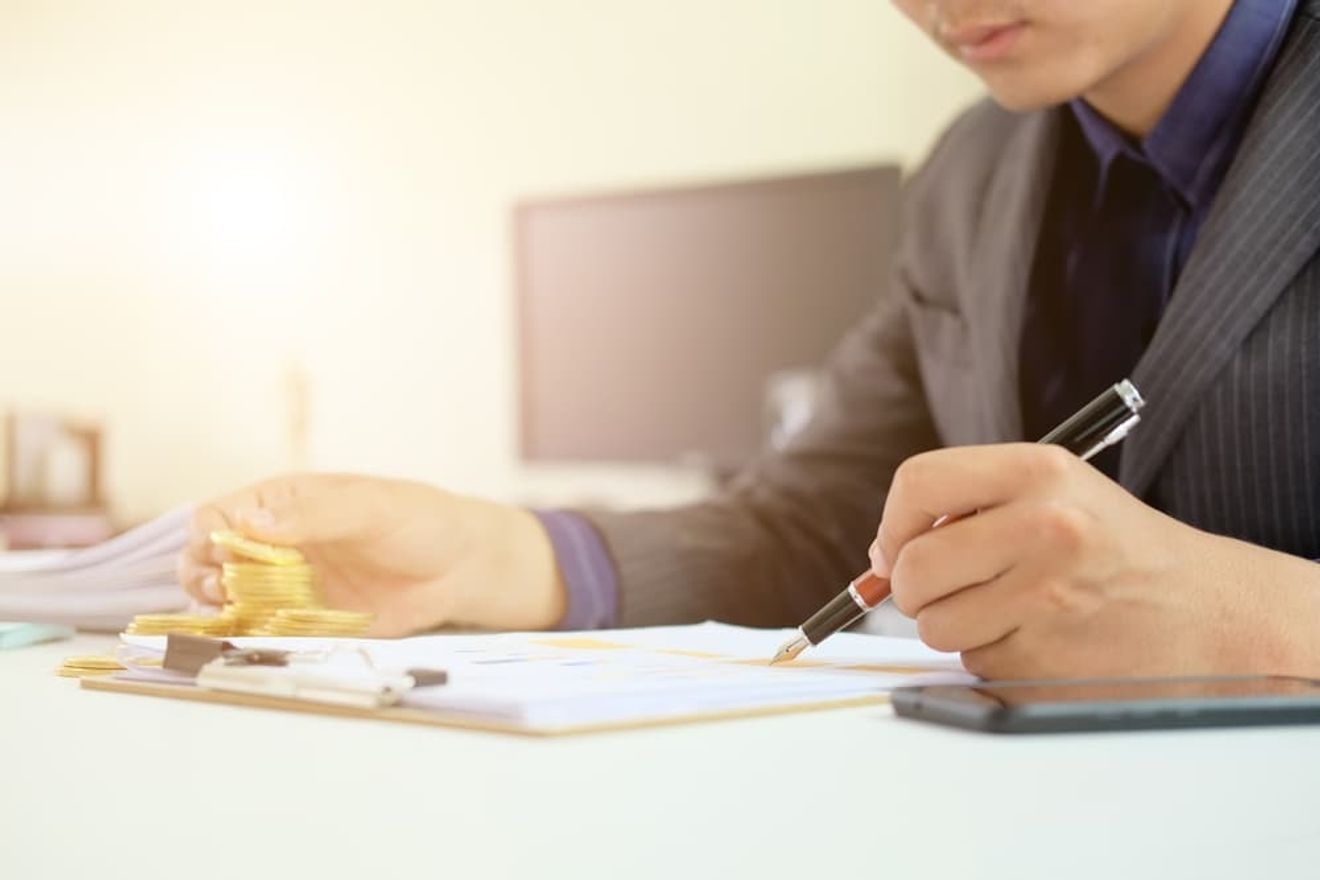 会計大学院のメリット・デメリット、国立と私立の比較について