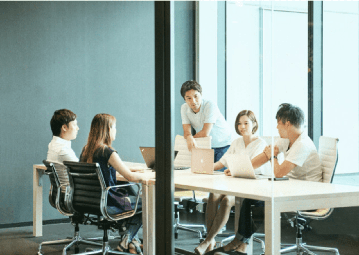 【子会社経理担当】「働きがいのある会社」6年連続受賞！人材関連事業やメディア事業、M&A事業などを展開するインターネットサービス業を提供！創業以来黒字経営を継続し、設立20年で年商1400億円規模まで急成長を遂げたメガベンチャー企業の画像