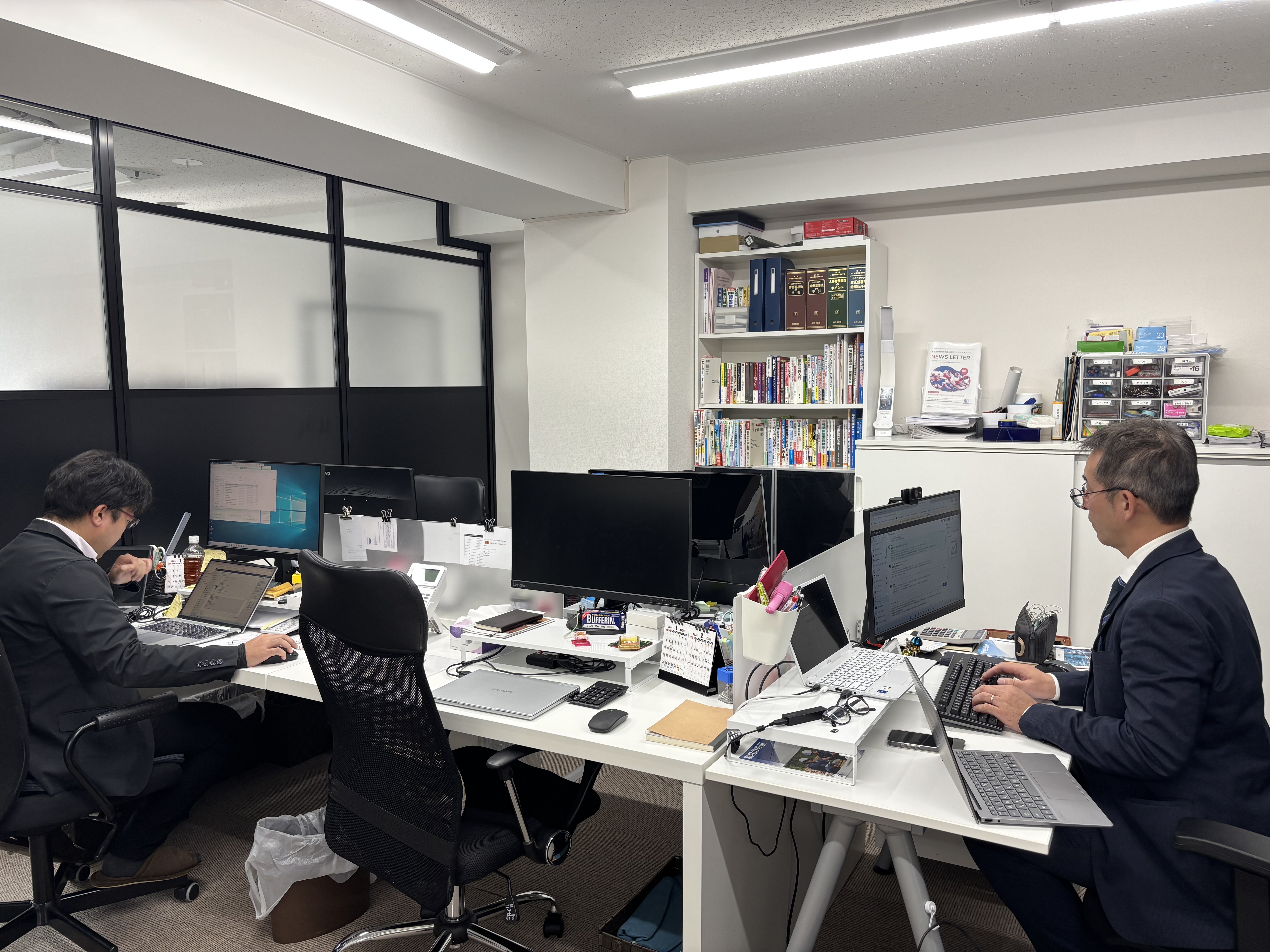 アットホームな雰囲気×相談しやすい環境｜穏やかな職場で、労務の実務経験を無理なく積める社労士法人の画像
