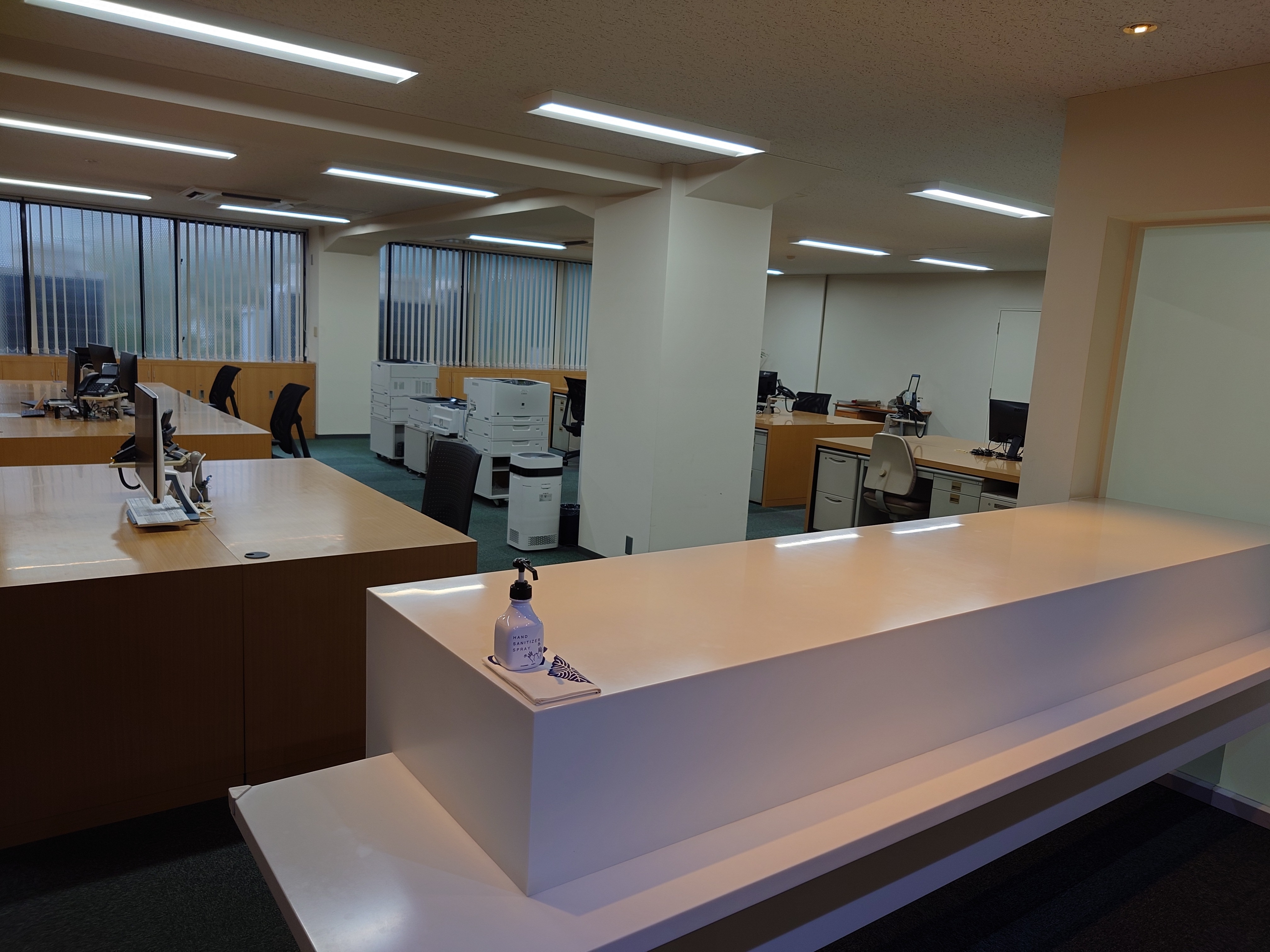 【閑散期17:30退社】繁忙期も残業ほぼなし／長期勤続者多数／腰を据えて働ける環境のある地域密着型の税理士事務所の画像