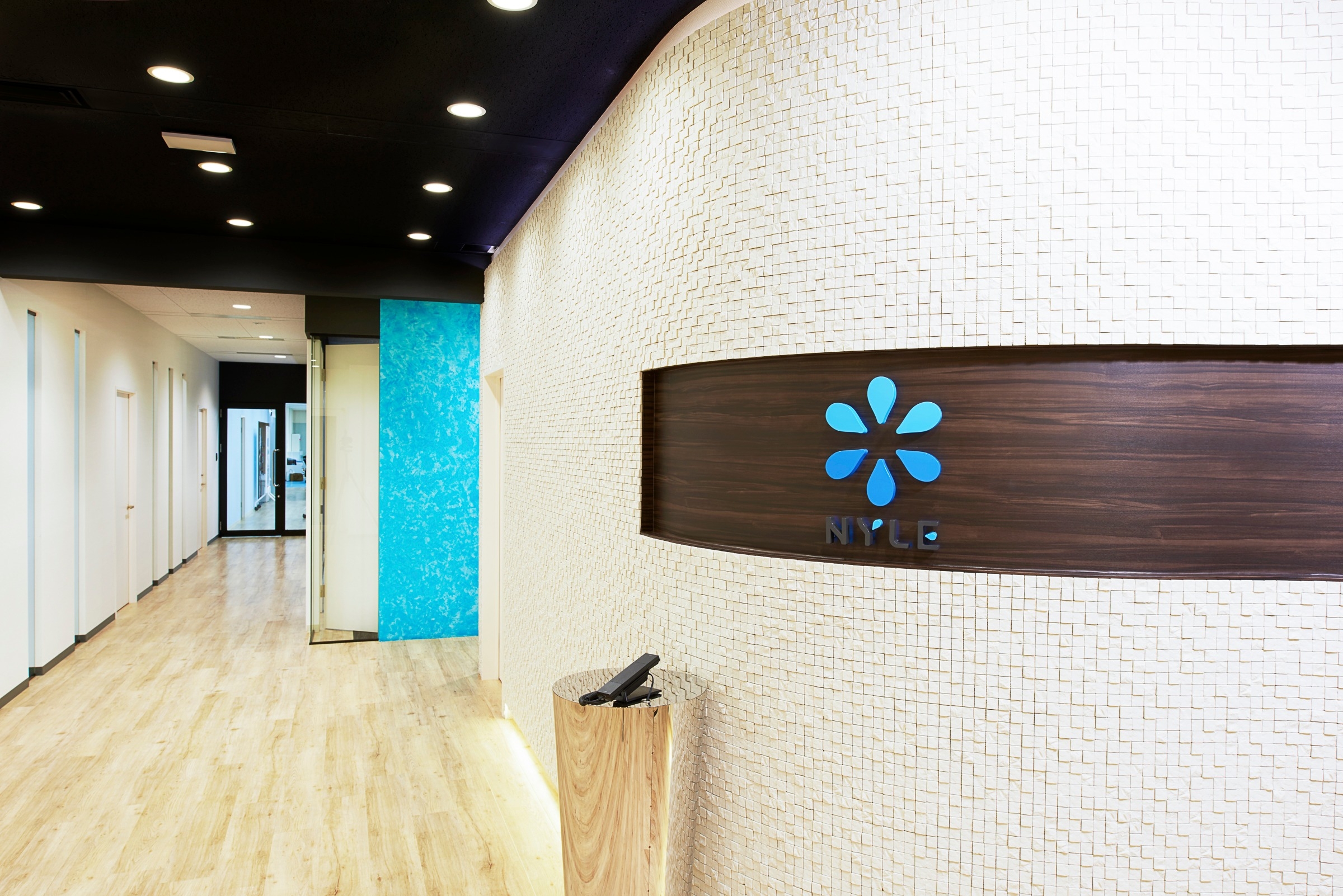 【経理】フルフレックス・リモートワーク可能！転職口コミサイト「OpenWork」 インターネット業界の総合評価ランキング5201社中3位！デジタルマーケティングのノウハウを武器に、DX&マーケティング支援／メディア／自動車の領域で事業を展開するグロース上場企業の画像