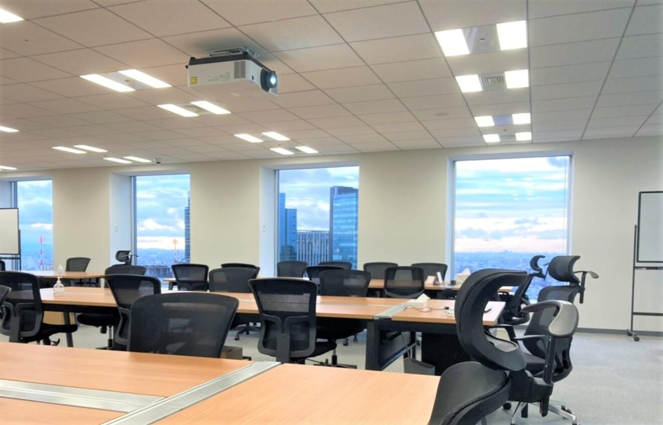 【人事総務】未経験歓迎！年間休日130日&フルフレックスタイム！2022年ベストベンチャー100にも選出された、年間売り上げ33億円を誇る不動産企業の画像