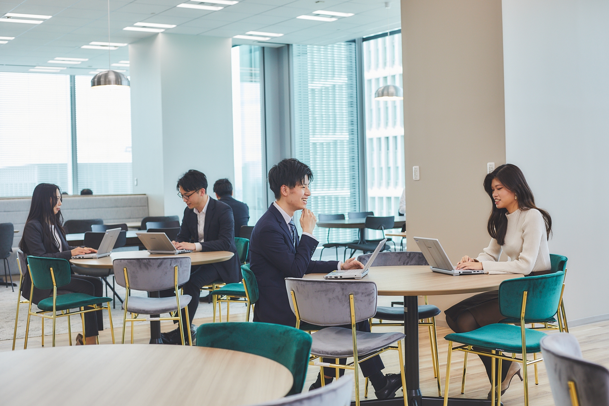 【財務コンサルタント（Junior StaffｰProject Manager）】挑戦する経営改革のプロ求む！大手企業からスタートアップまで、全方位の経営支援で未来を切り拓くCFOストラテジーコンサルタントの画像