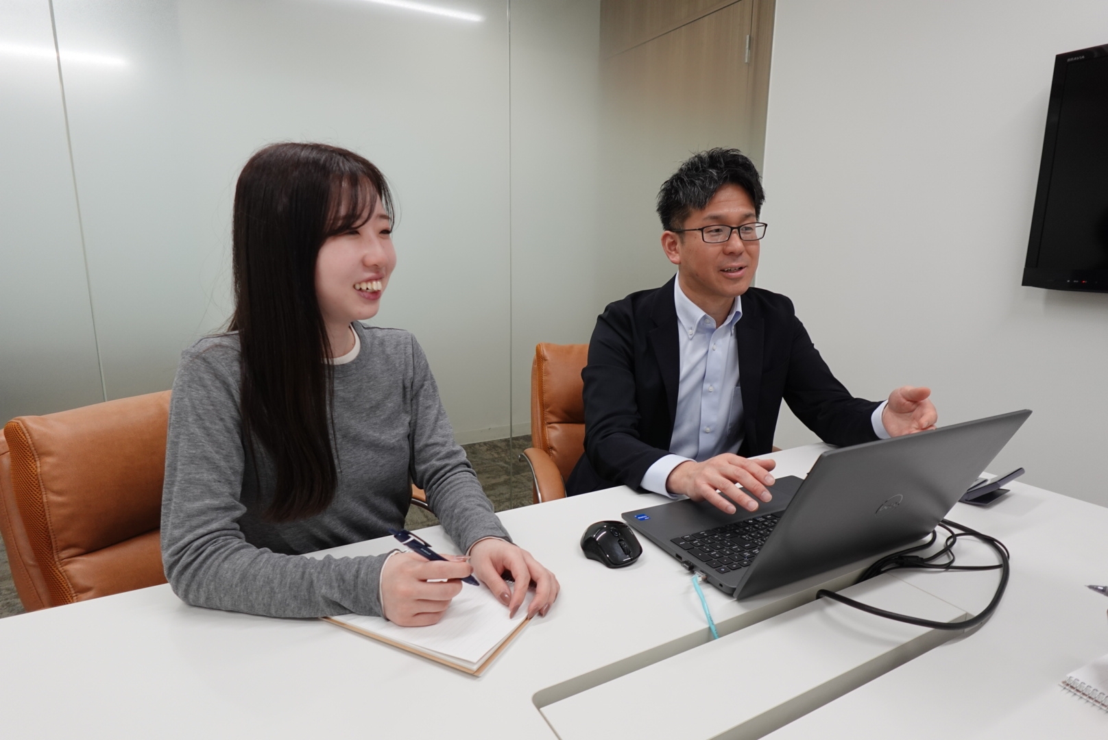 内勤スタッフ｜週3リモート可｜税務経験が浅くてもWLBを整えながら実務経験を積める税理士事務所の画像