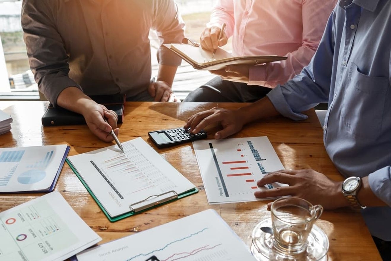 貸借対照表の作成原則と、「報告式」・「勘定式」について