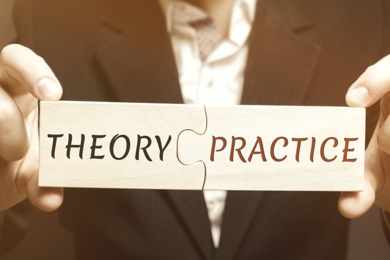 社会保険労務士試験の「実務経験証明書」とは?