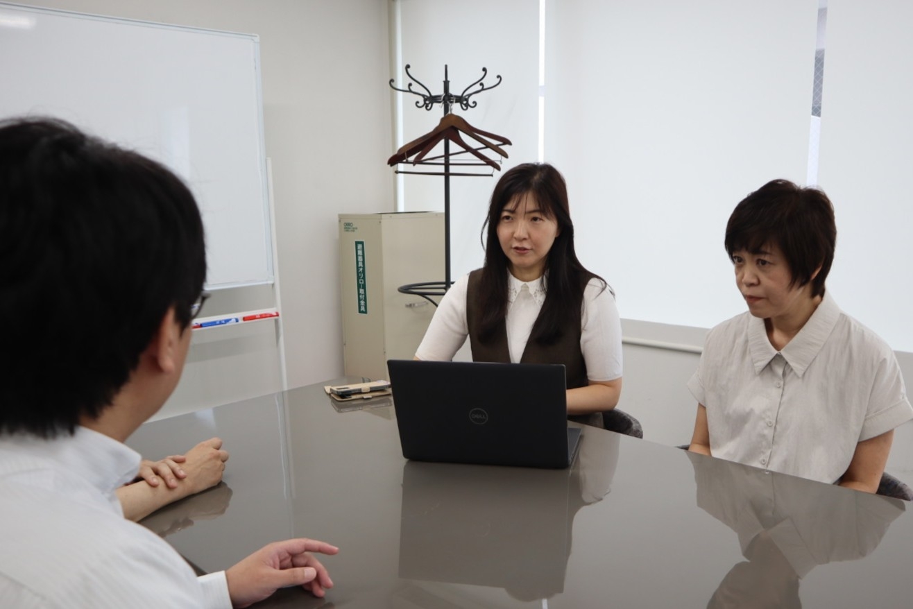 【税理士志望必見】年休120日以上！7時間勤務で資格勉強との両立可能！個人事業主から100億円企業までを担当する税務会計スタッフの画像