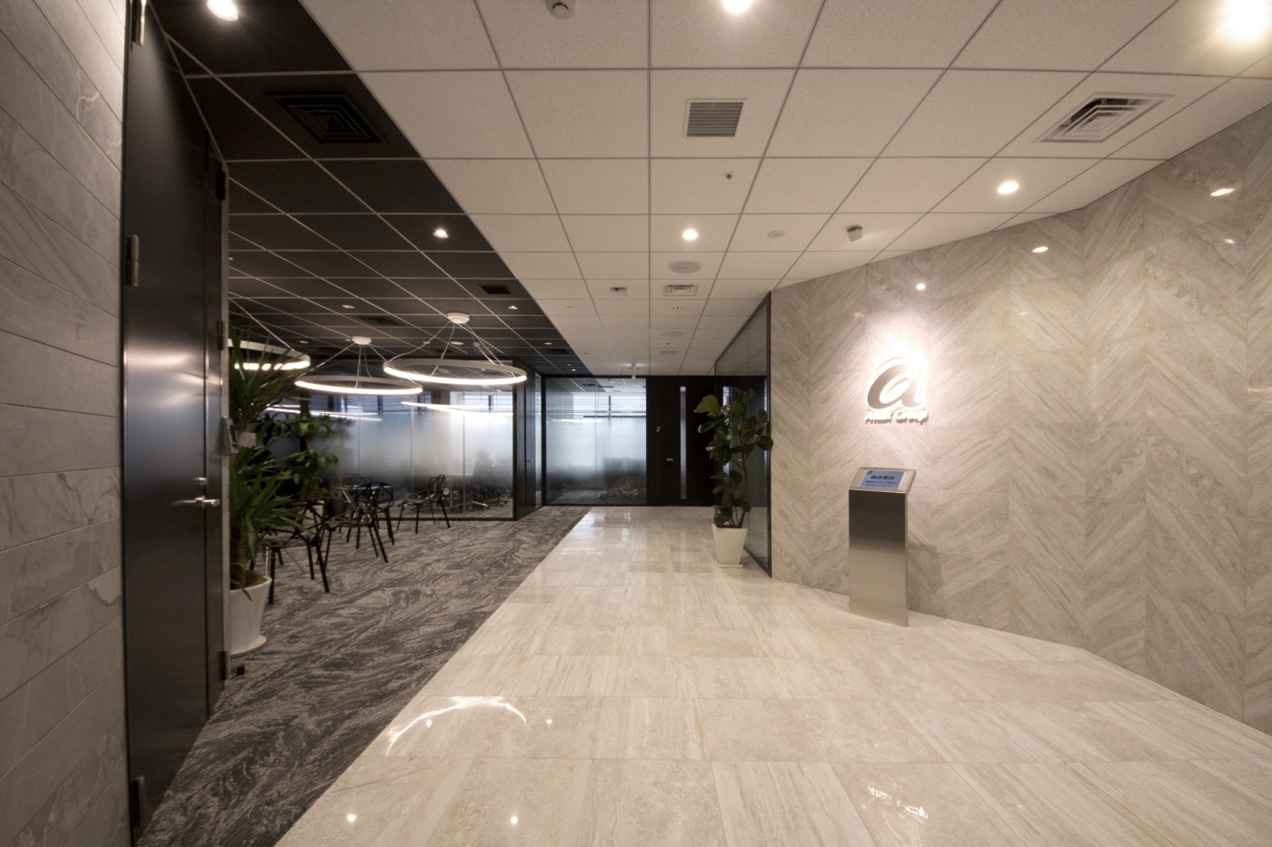 【コンサルタント】有資格者歓迎！税務コンサルタントとして幅広く経験を積める税理士法人の画像