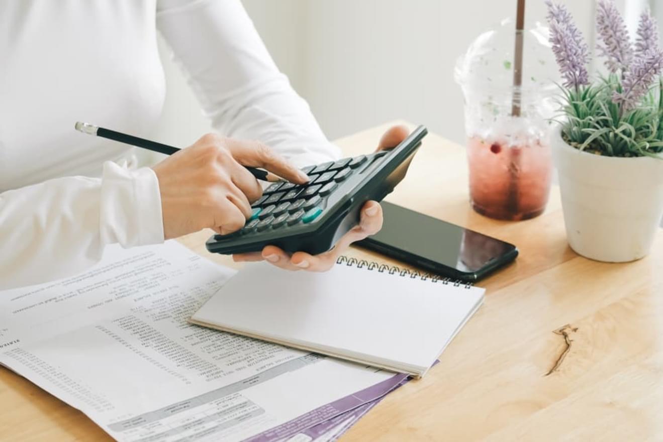 定率法から定額法へ変更する際の要件