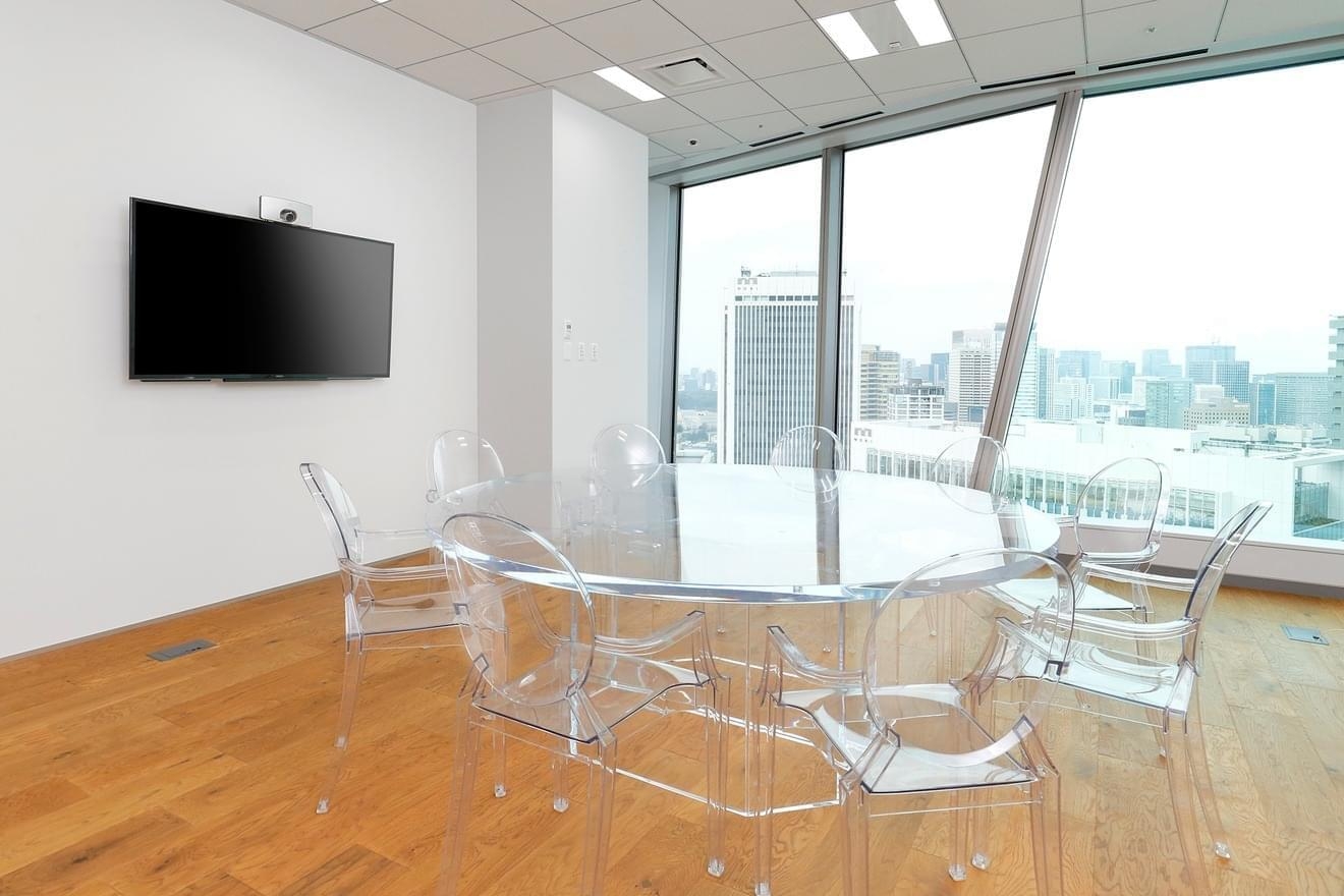 【経理オープンポジション】フレックス／ハイブリット勤務可／60以上の事業を多角的に展開しており、連結売上高は3600億円超を誇るDMMグループの持株会社で安定基盤！グループ全体の本社機能（財務、法務など）を担っている企業の画像